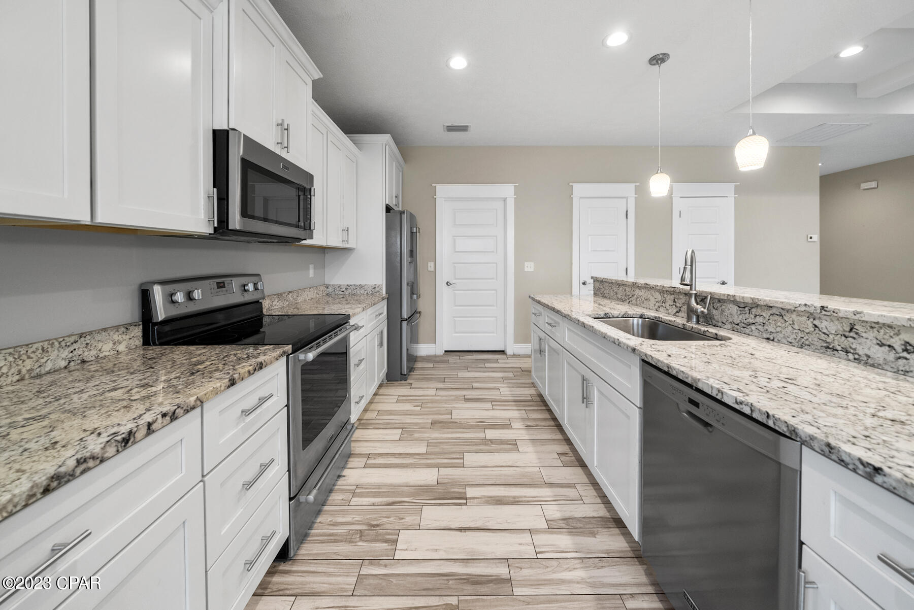 Image 9 For 305 Evergreen Street