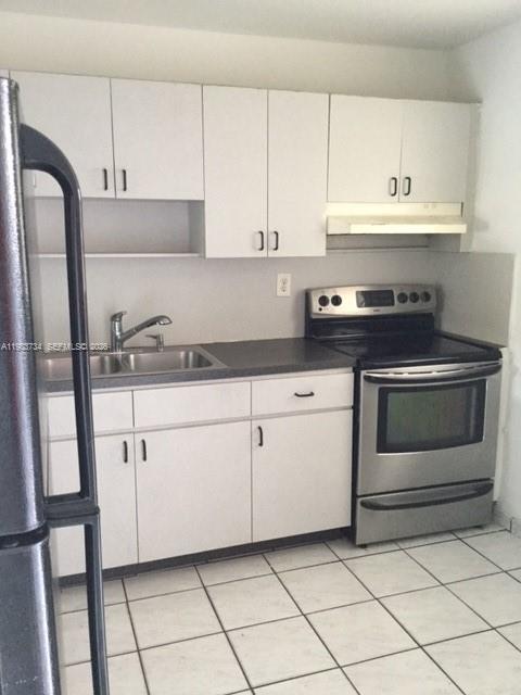Westland Courts Condo