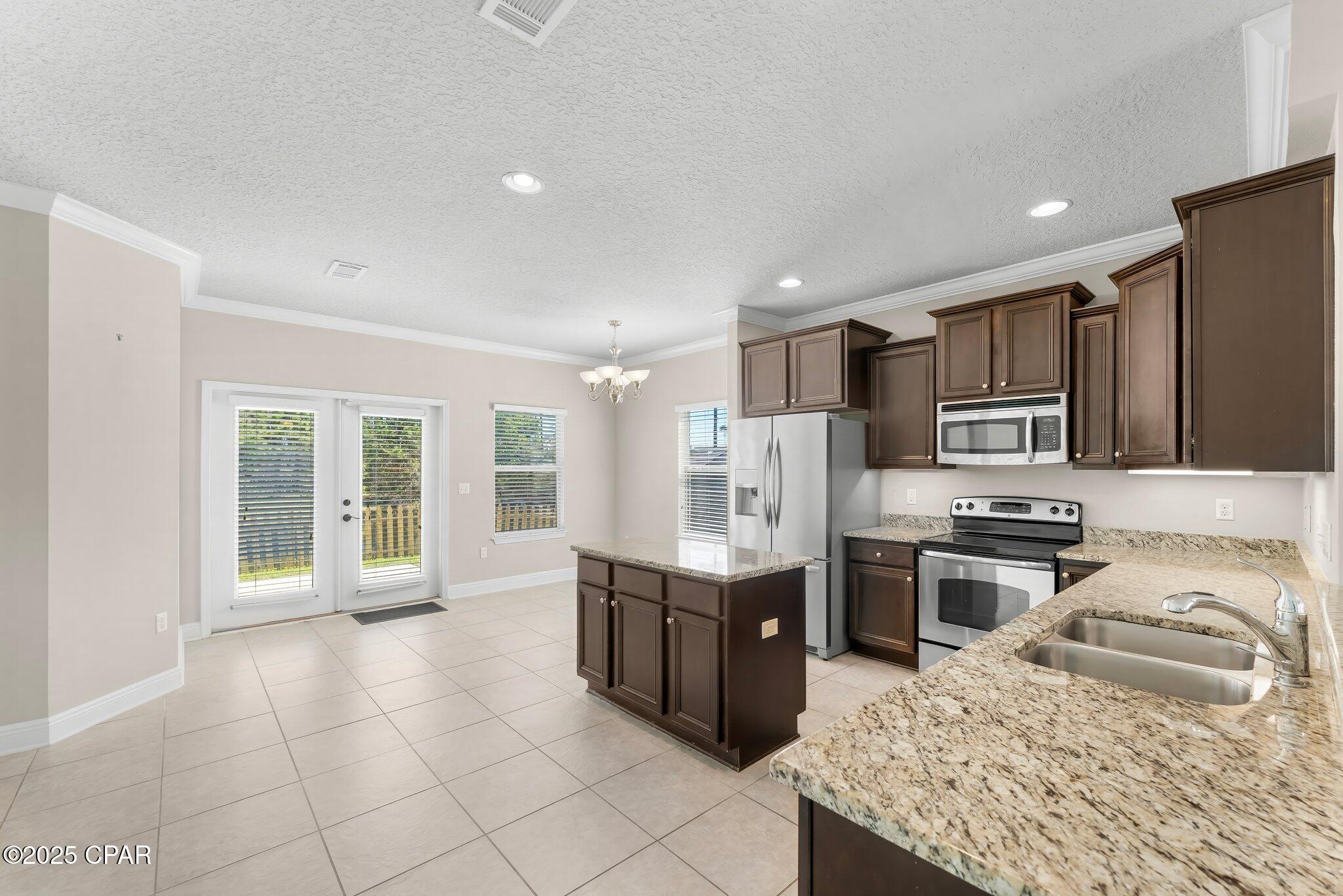 Image 8 For 308 Madison Circle