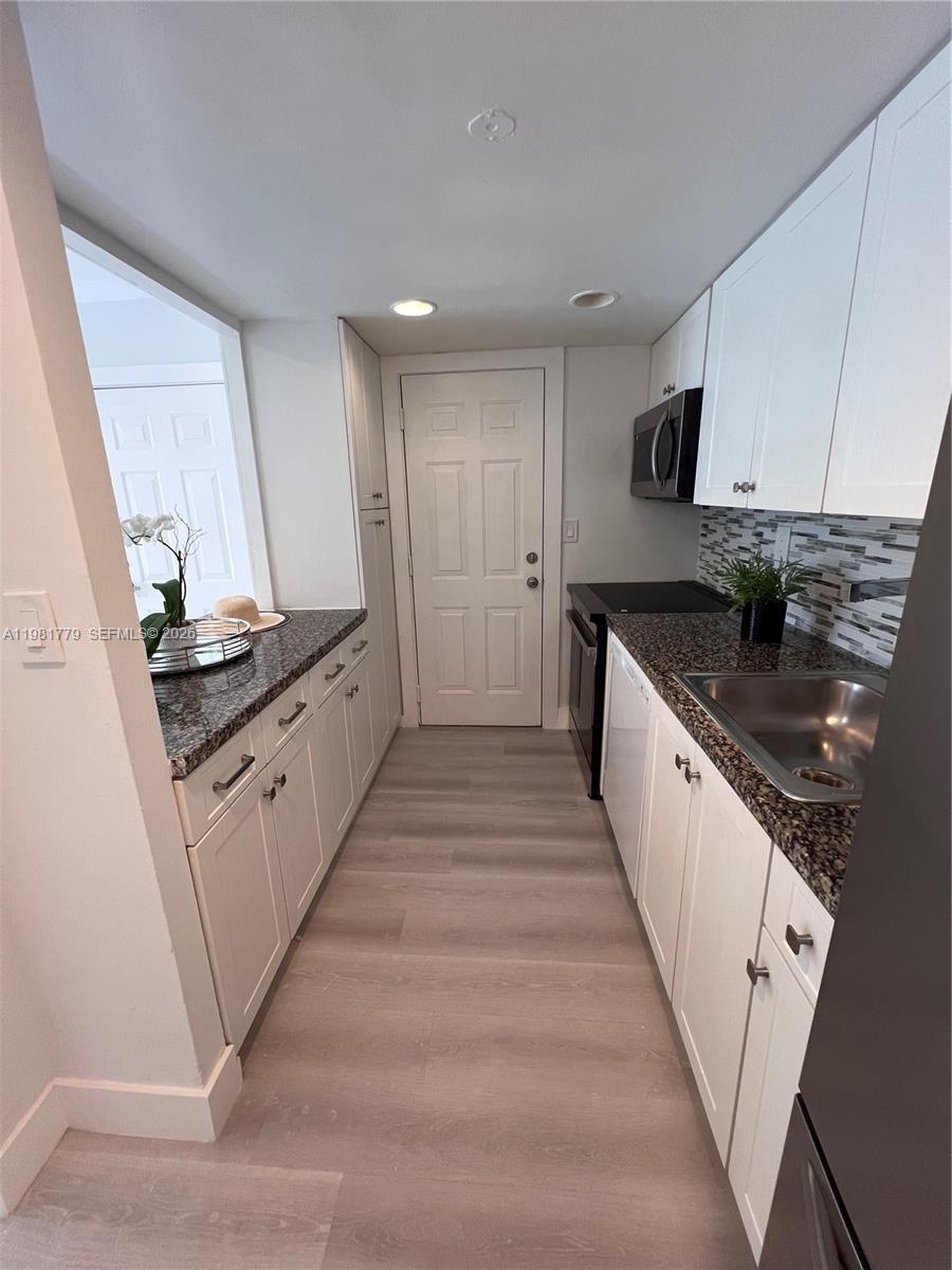 Property photo # 9