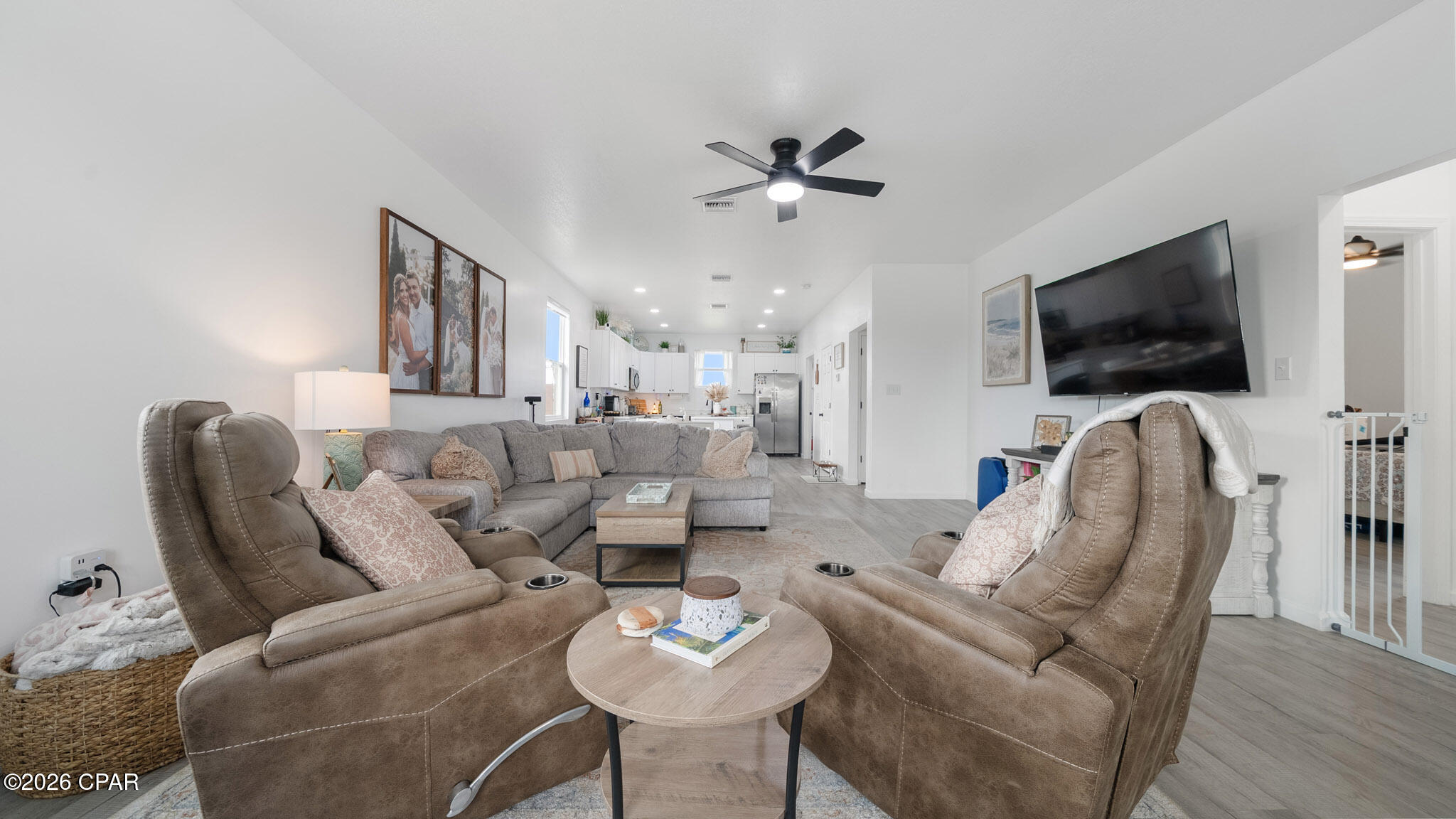 Image 2 For 1115 Cone Avenue
