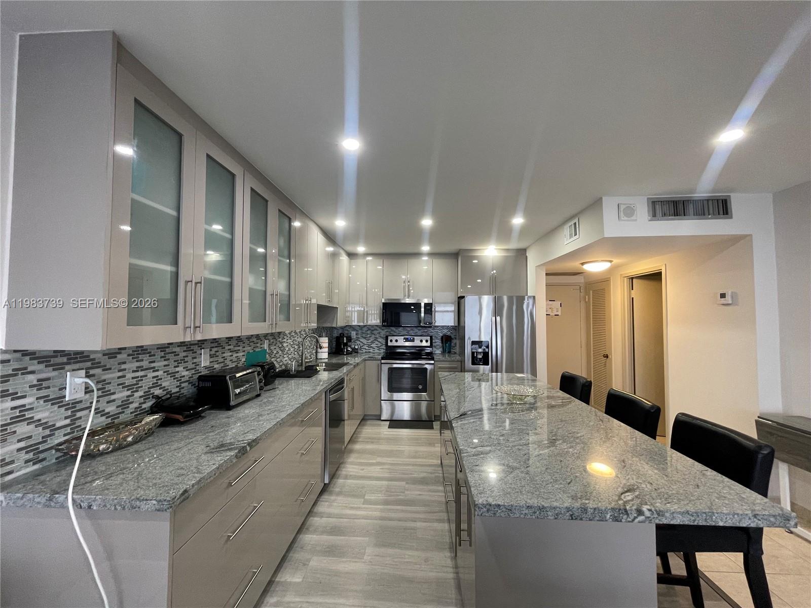 Property photo # 4