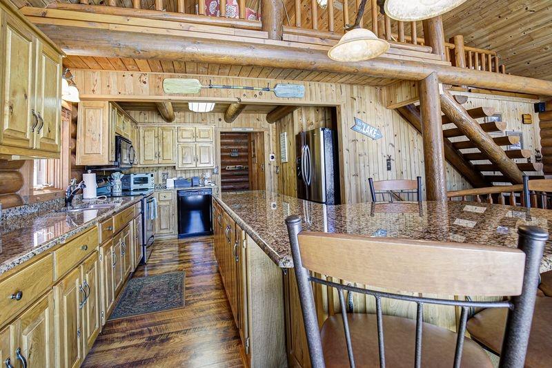 Roberts Lake Property 2210 Switzers Pt Rd Photo 11