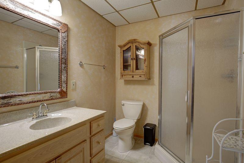 Roberts Lake Property 2210 Switzers Pt Rd Photo 17