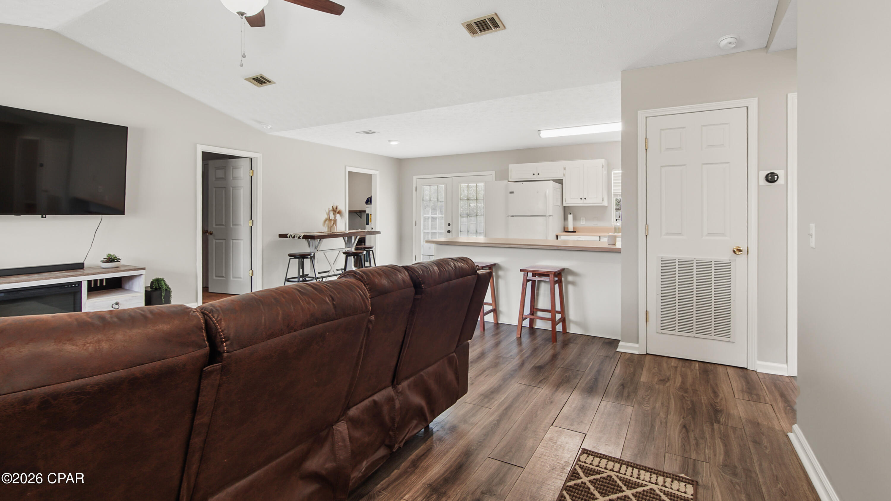 Image 3 For 7912 Campflowers Road