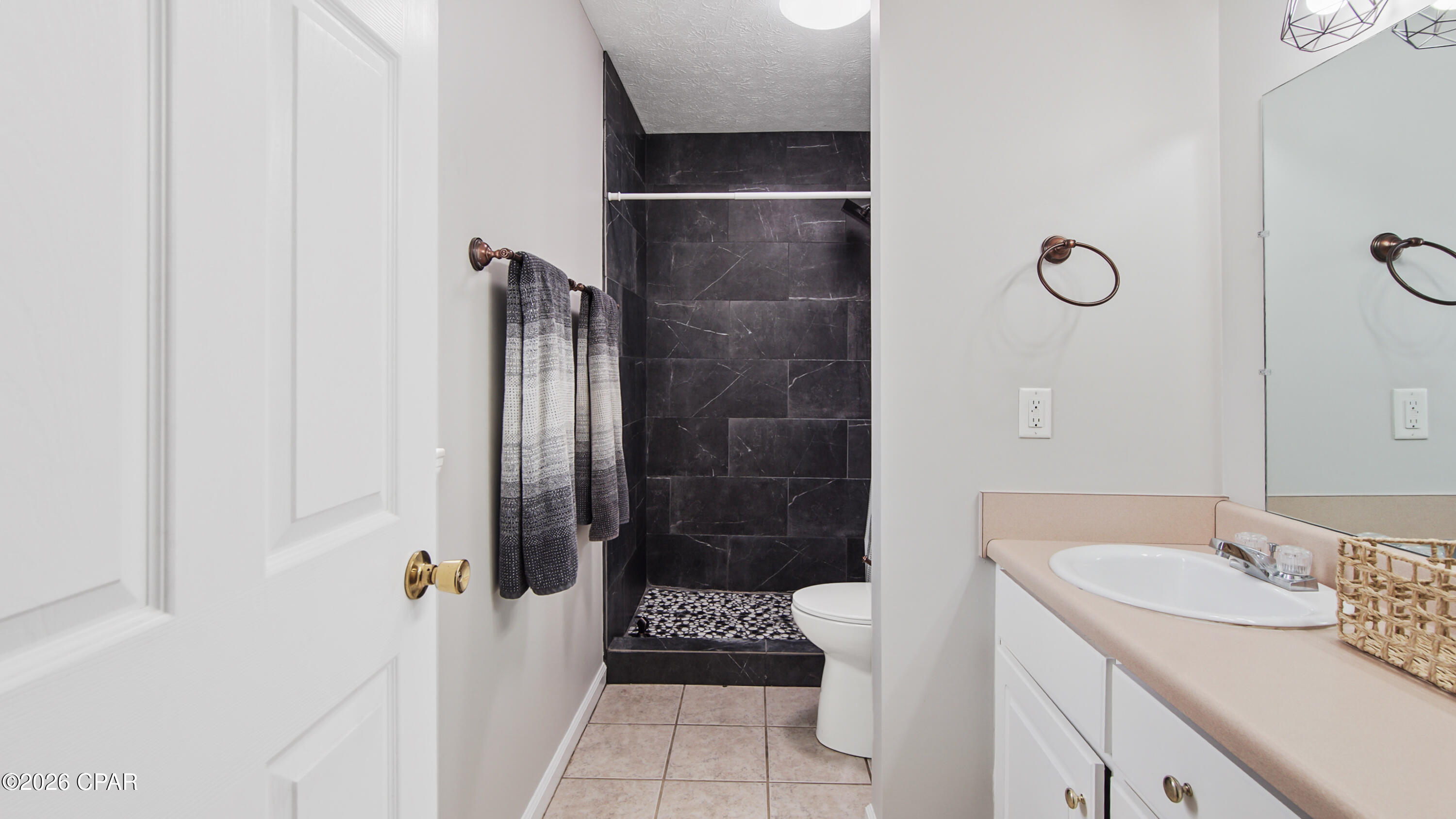 Image 8 For 7912 Campflowers Road