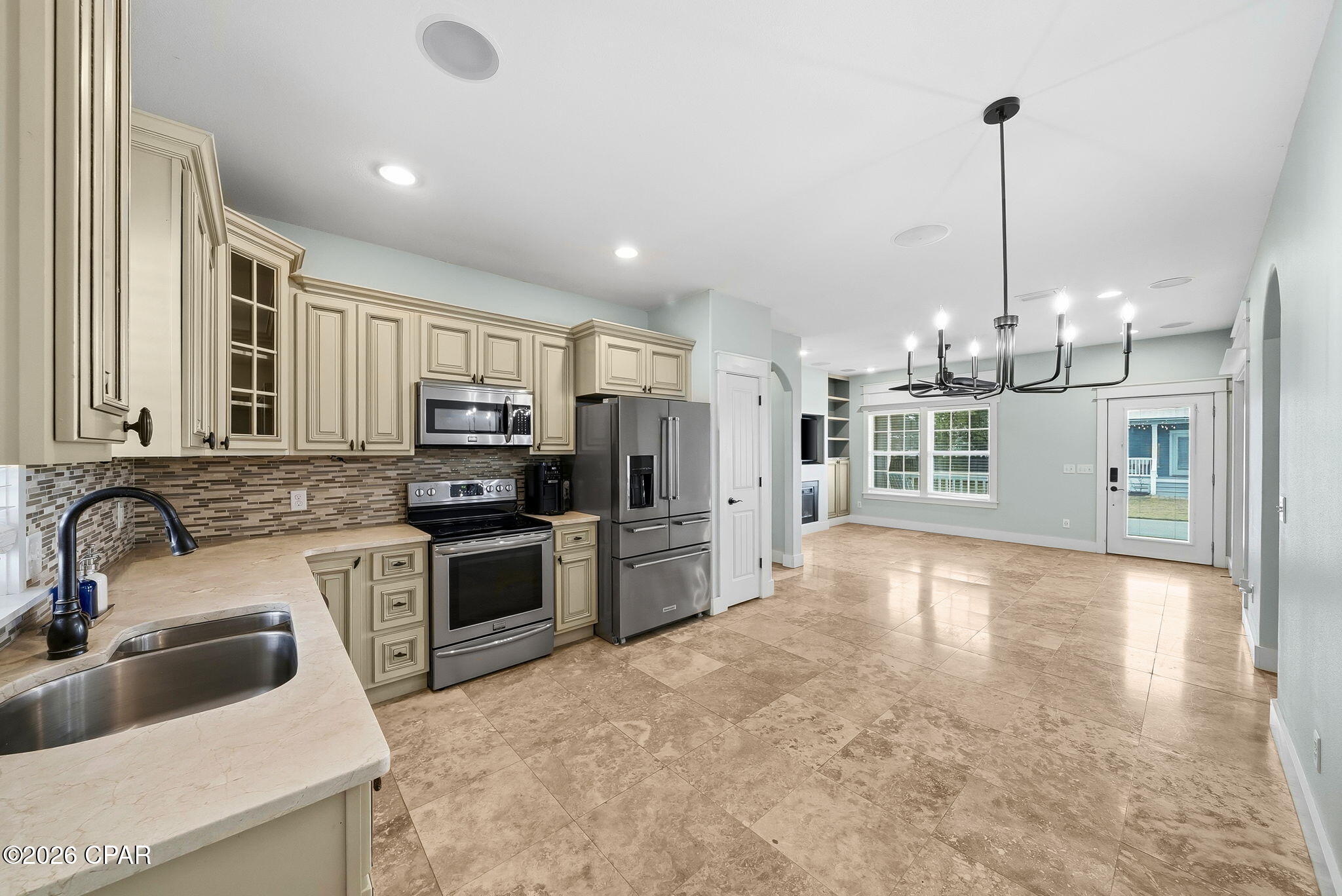 Image 15 For 415 Paradise Boulevard