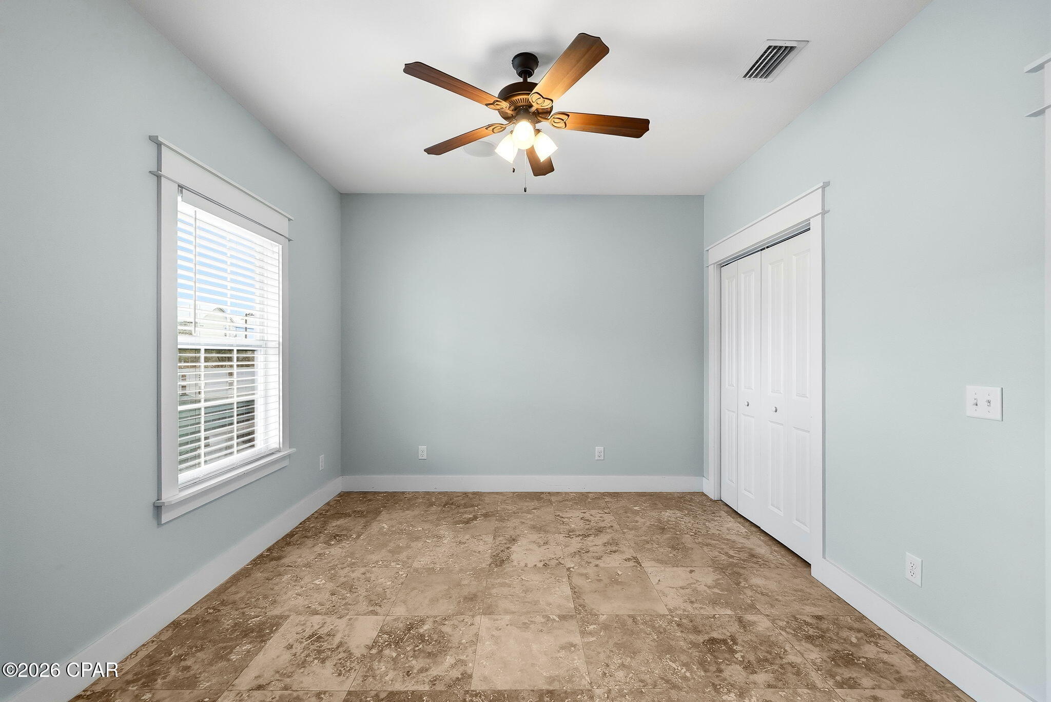 Image 27 For 415 Paradise Boulevard