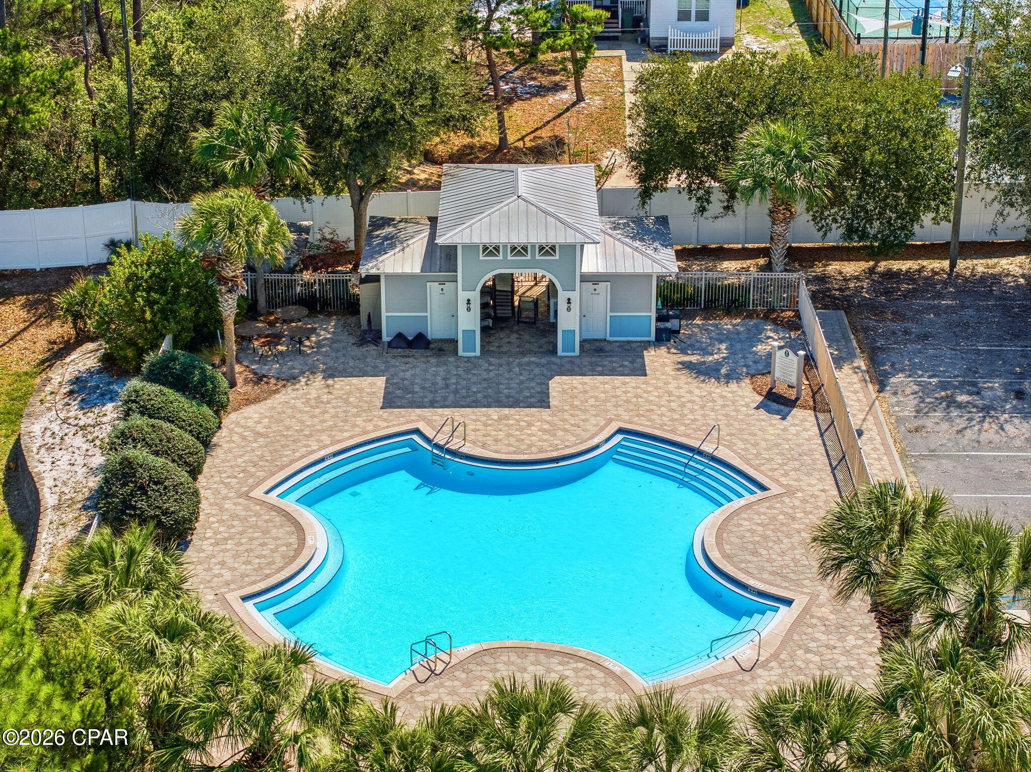 Image 39 For 415 Paradise Boulevard