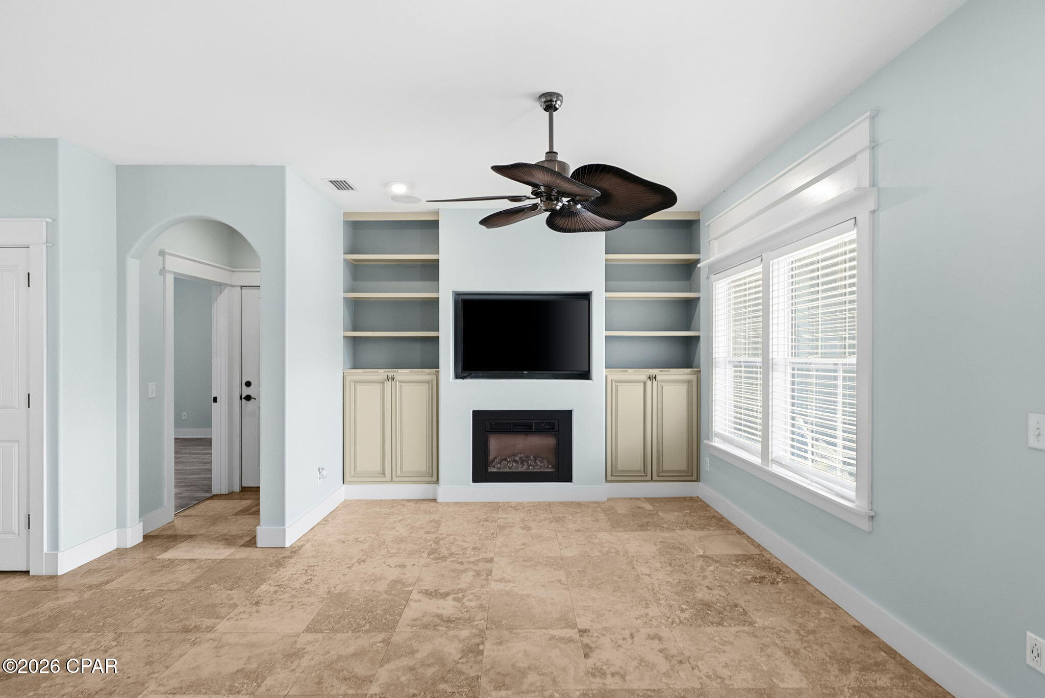 Image 6 For 415 Paradise Boulevard