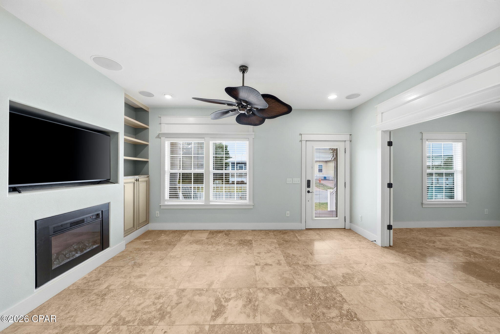 Image 8 For 415 Paradise Boulevard