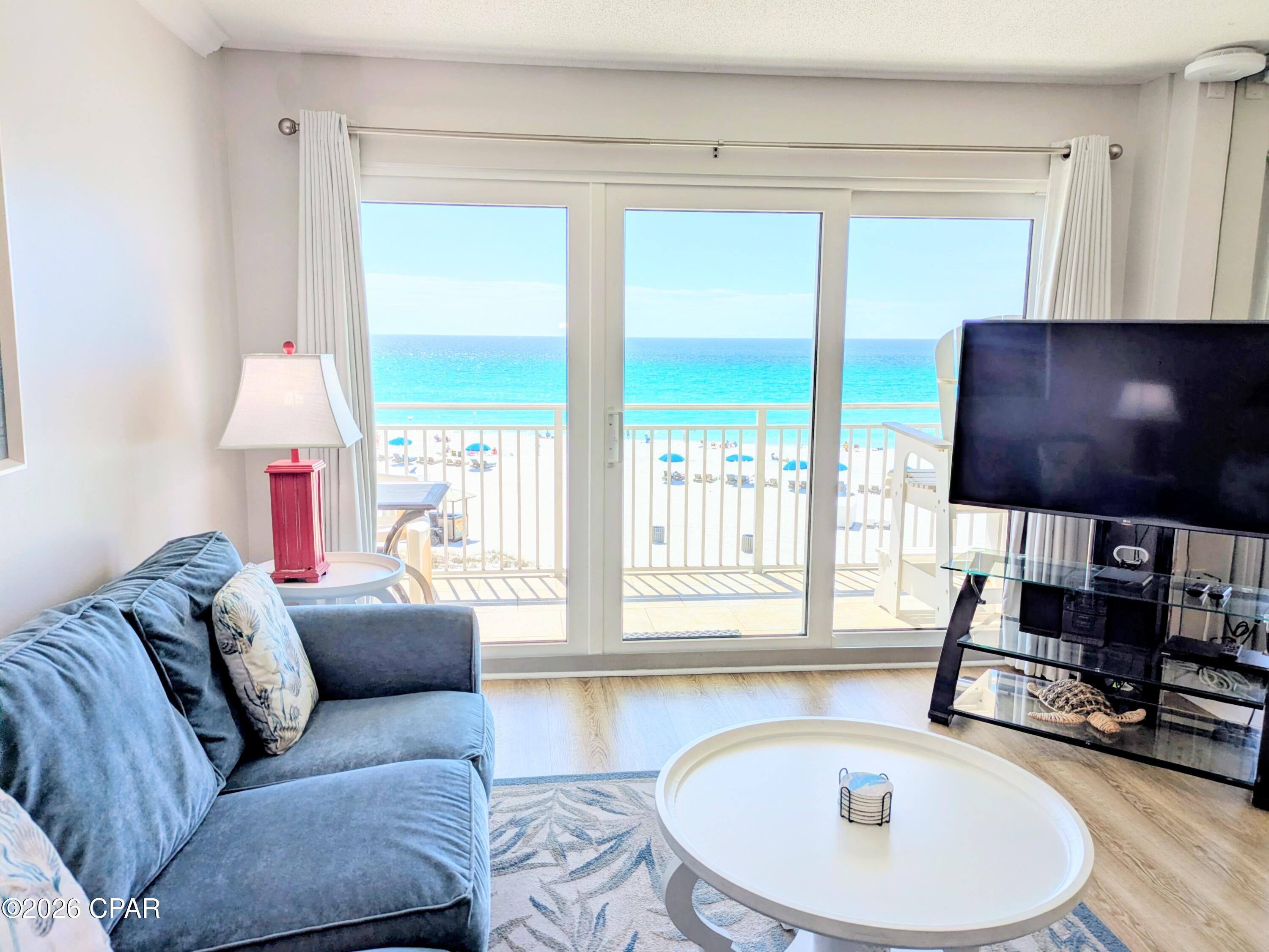 Image 12 For 7205 Thomas Drive D303