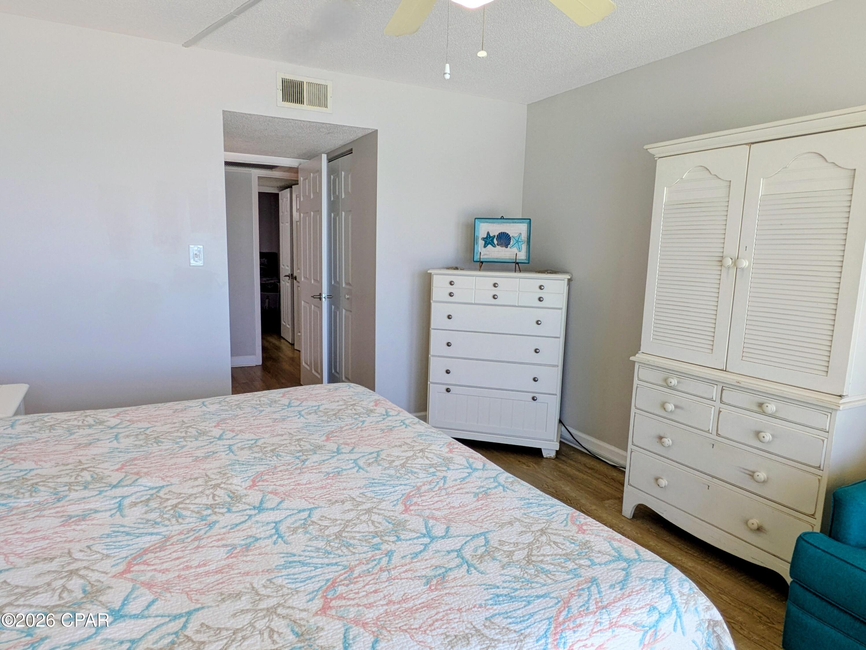 Image 25 For 7205 Thomas Drive D303