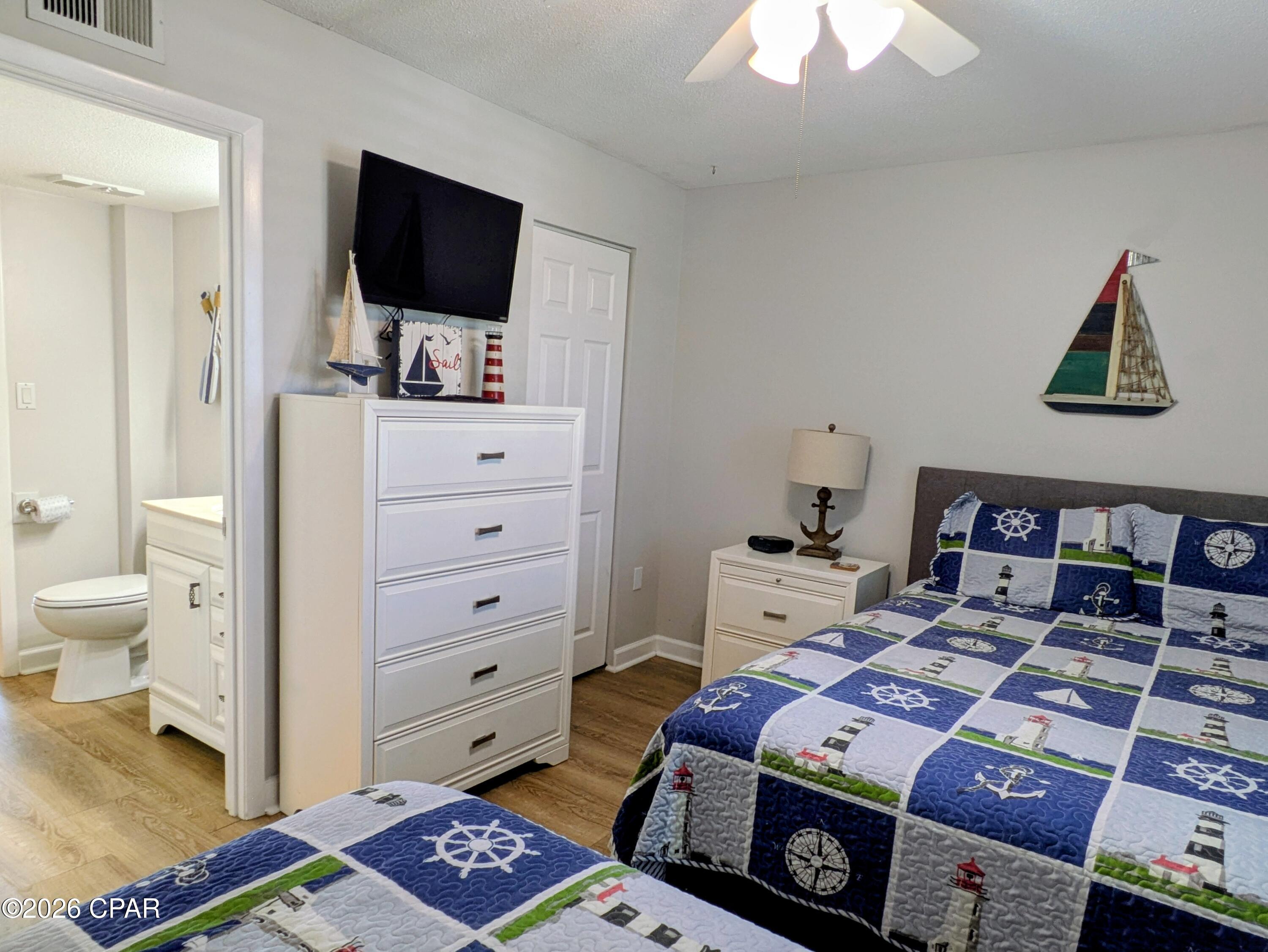 Image 31 For 7205 Thomas Drive D303