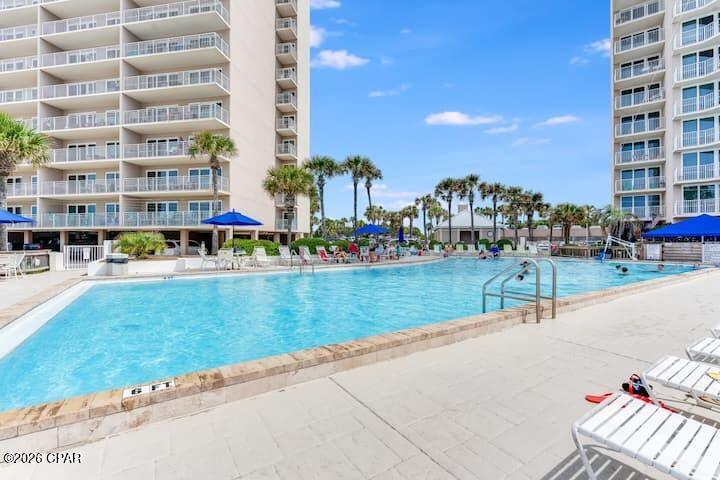 Image 40 For 7205 Thomas Drive D303