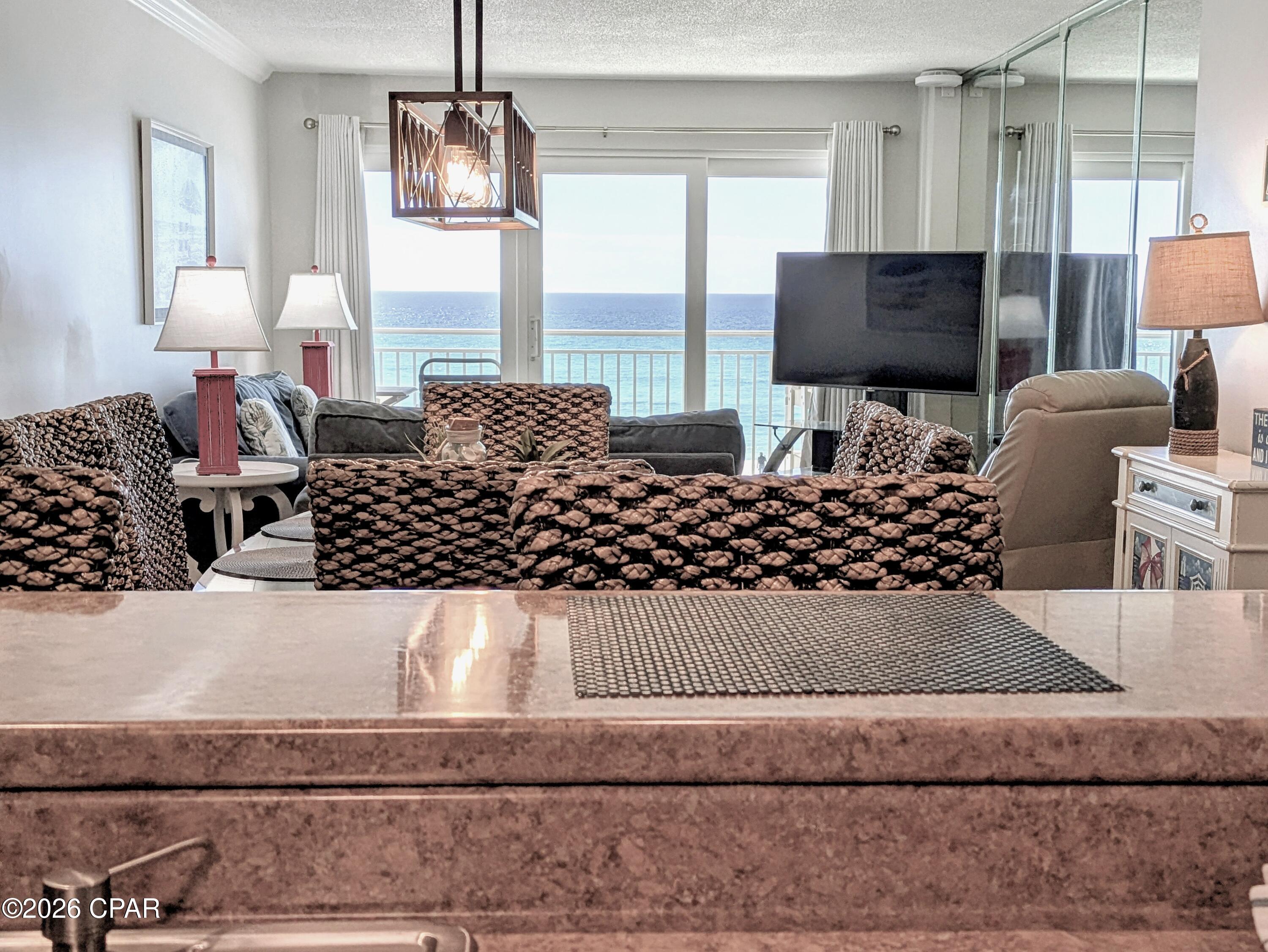 Image 6 For 7205 Thomas Drive D303