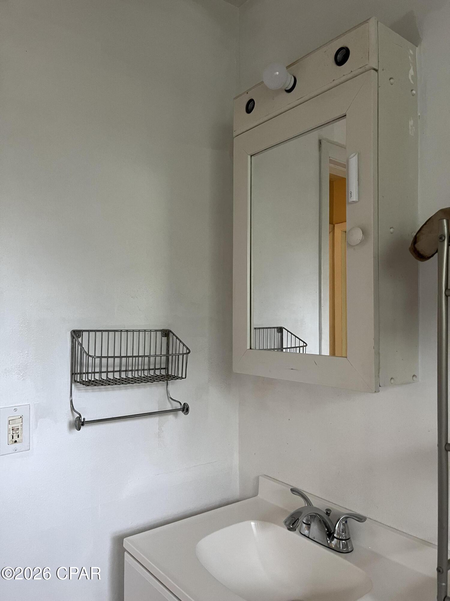 Image 15 For 604 Barton Avenue