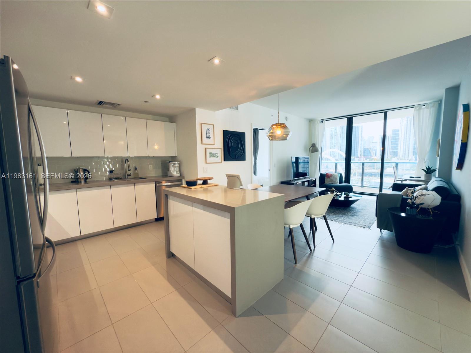 Condo for Rent in Miami, FL