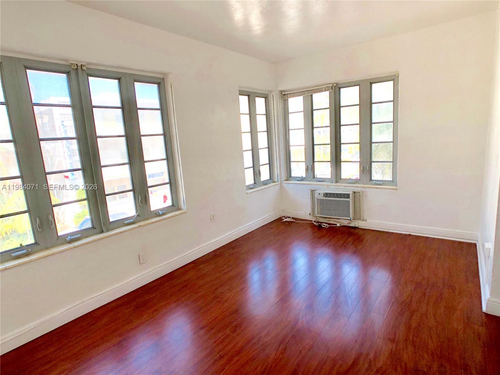 Property photo # 4
