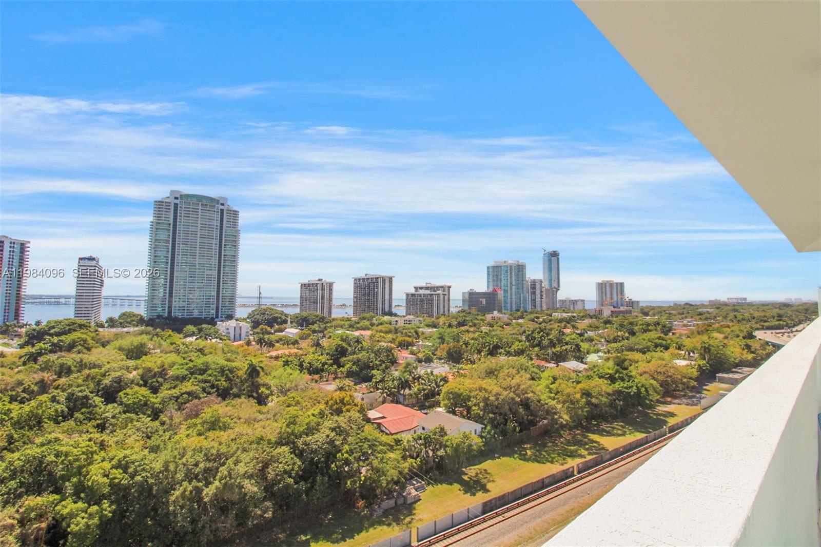 Le Parc At Brickell Condo