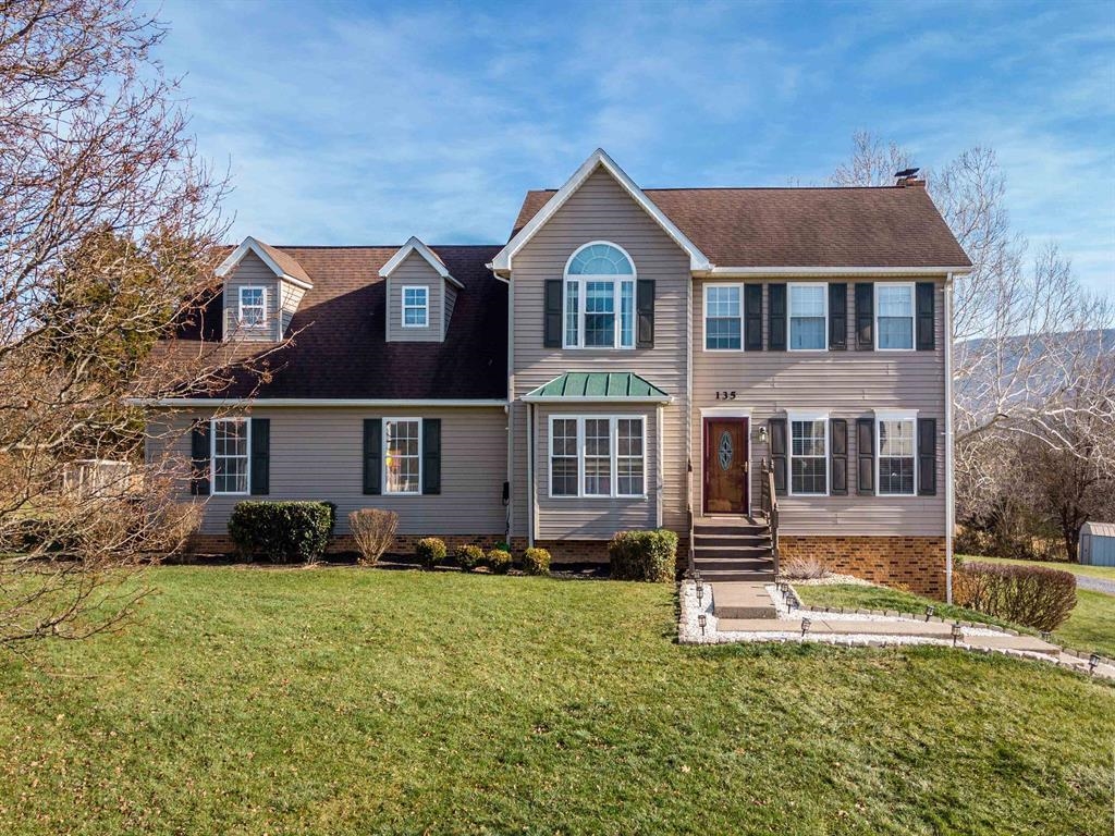 135 Dillon Ct