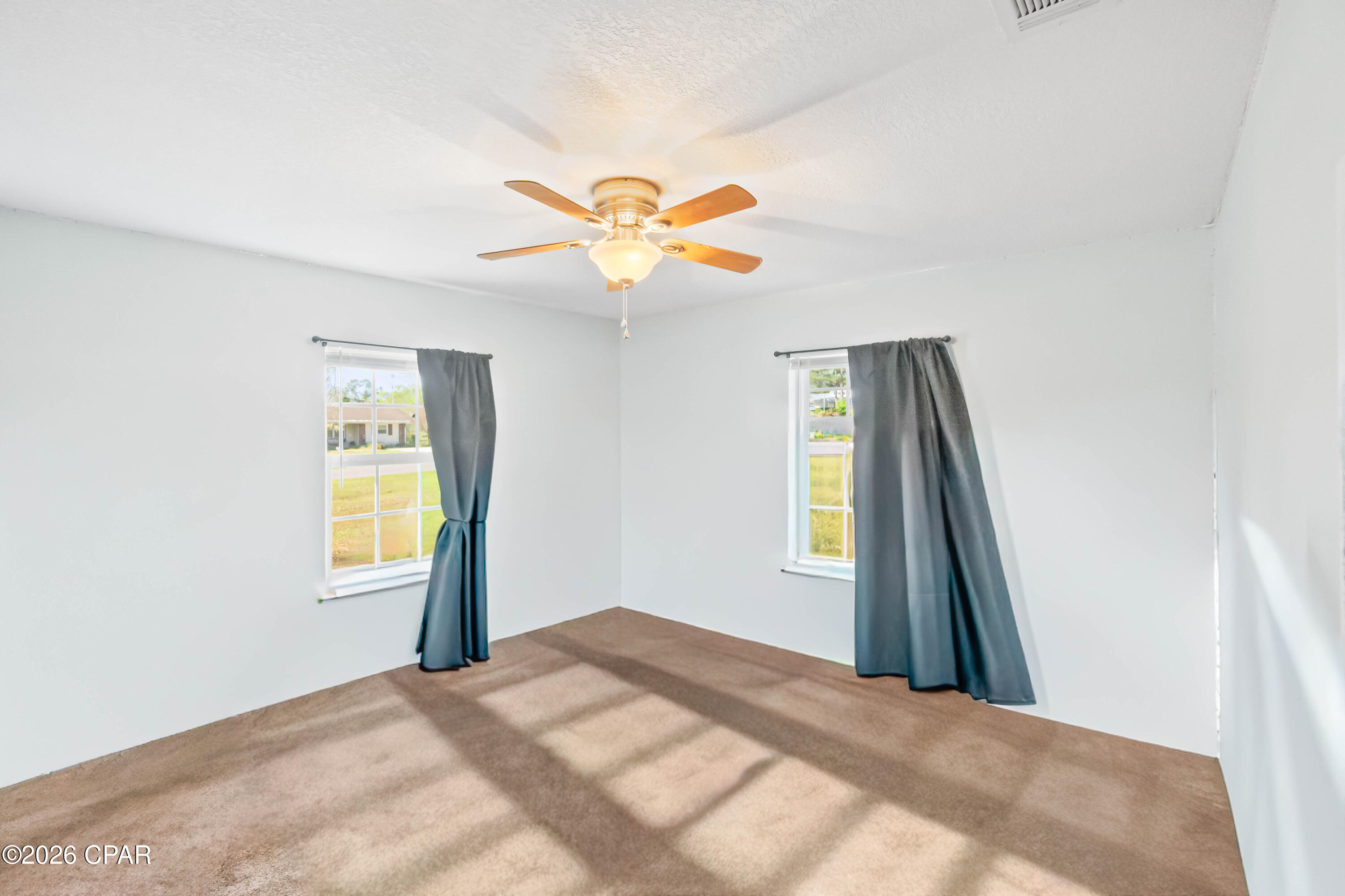 Image 18 For 4966 Redwood Drive