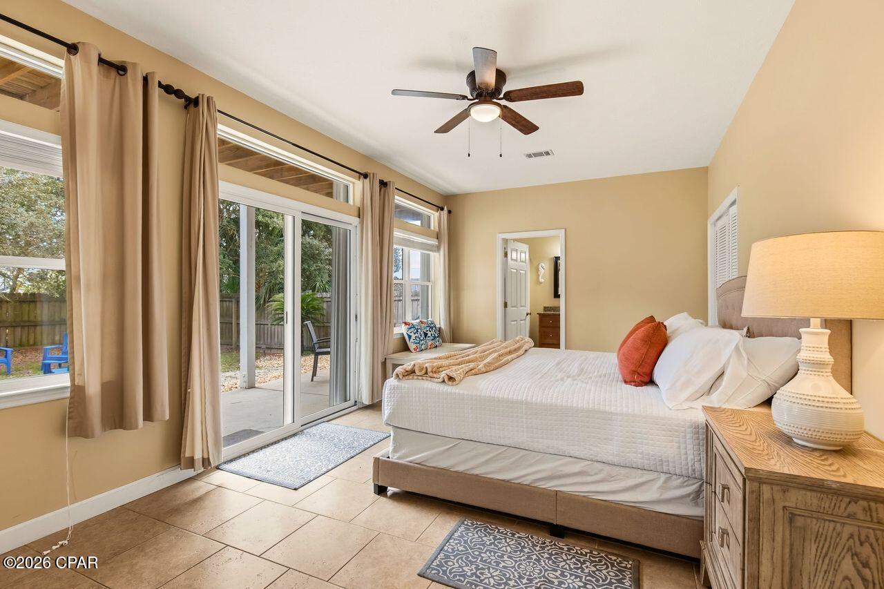 Listing photo id 13 for 76 Gulf View Drive