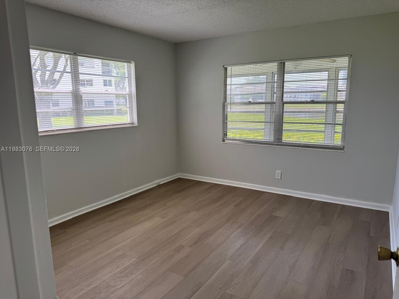 Property photo # 9