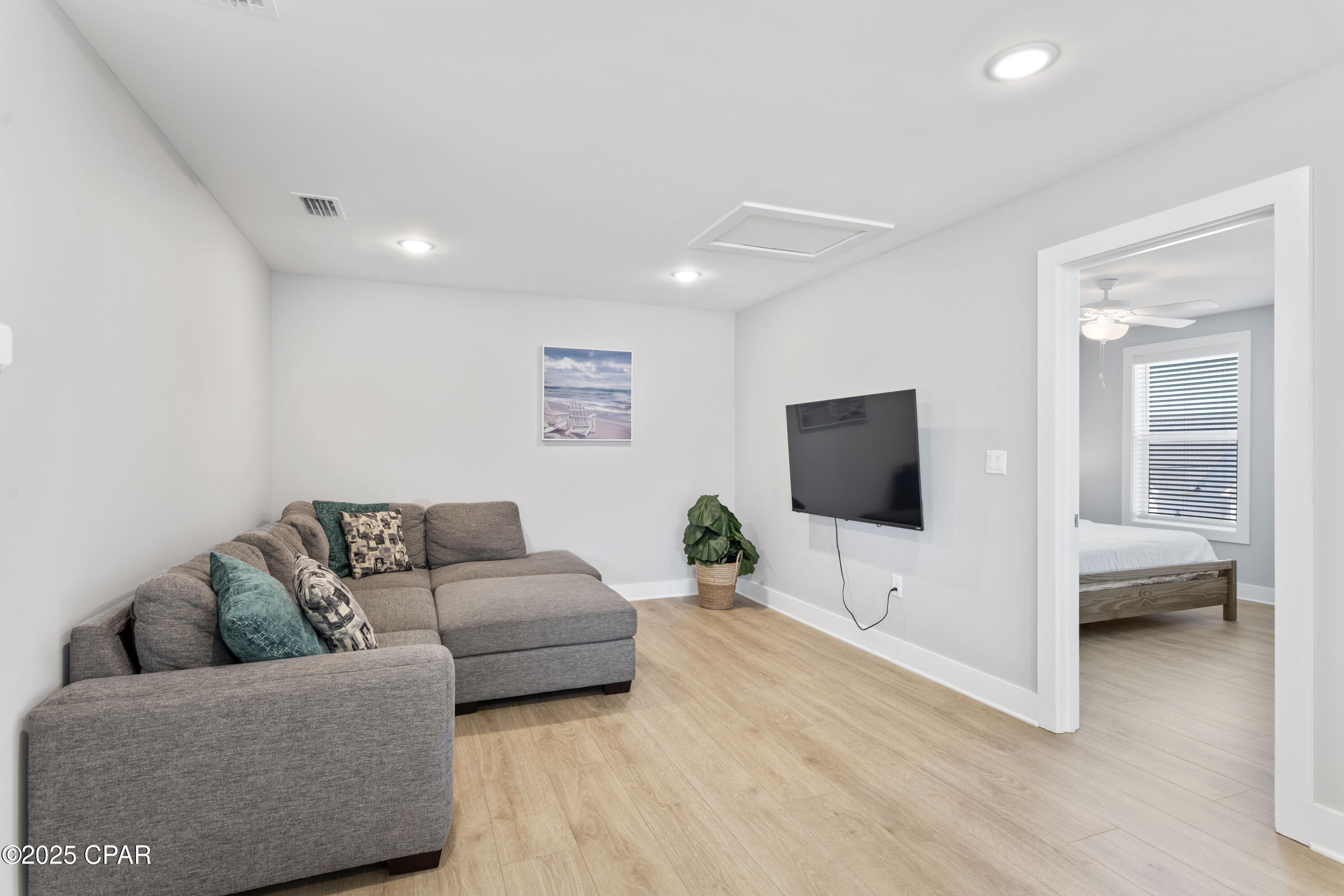 Image 30 For 22801 Ann Miller Road