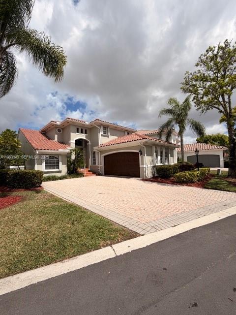 Doral Estates Villas