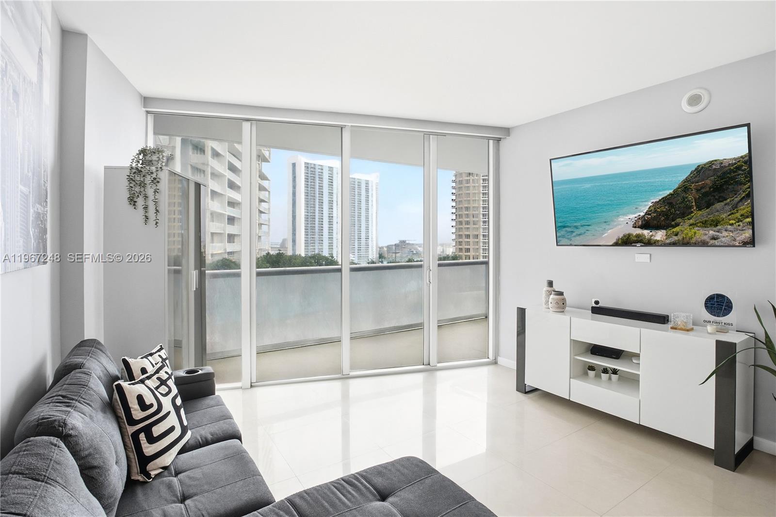 Icon Brickell No Two Cond