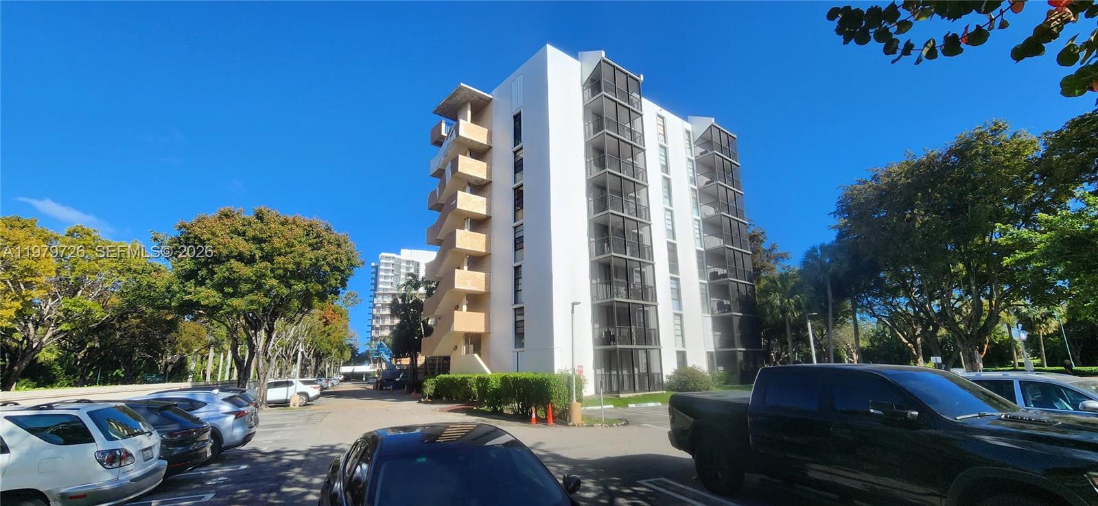 Bravura I Condo