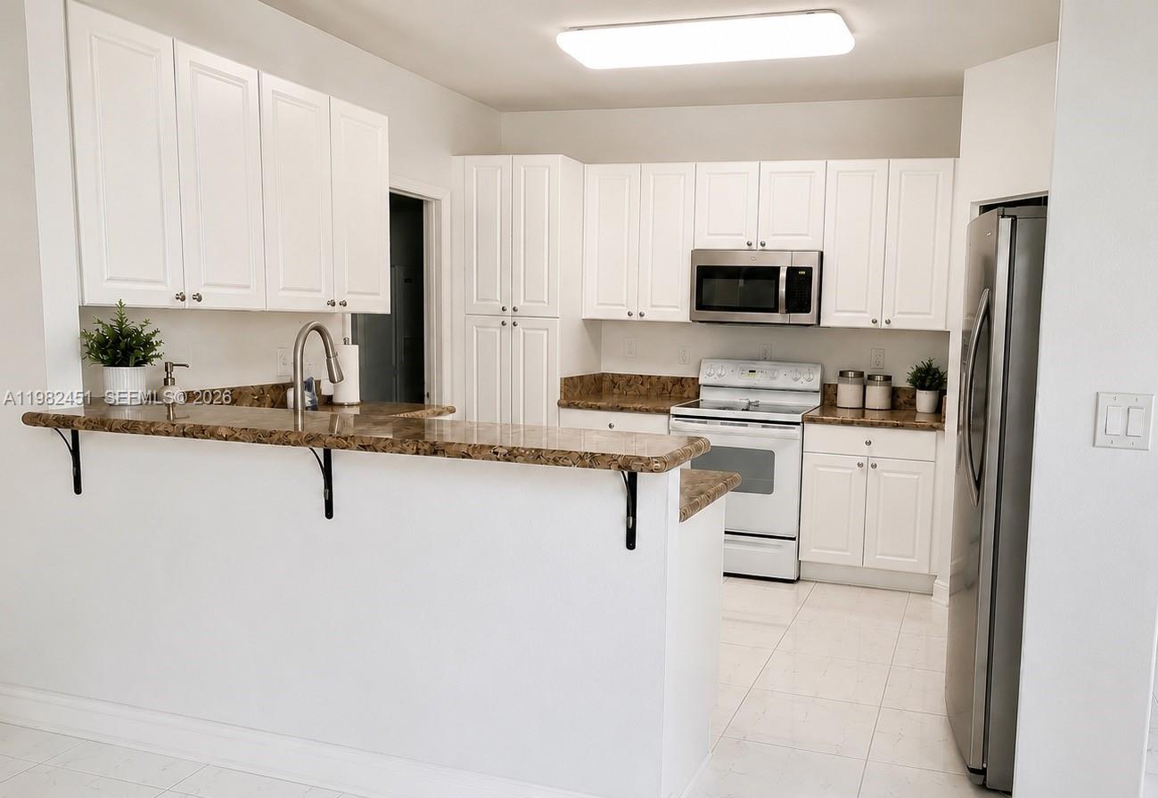 Property photo # 9