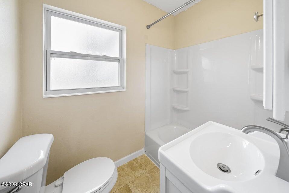 Image 20 For 206 Cove Terrace Drive