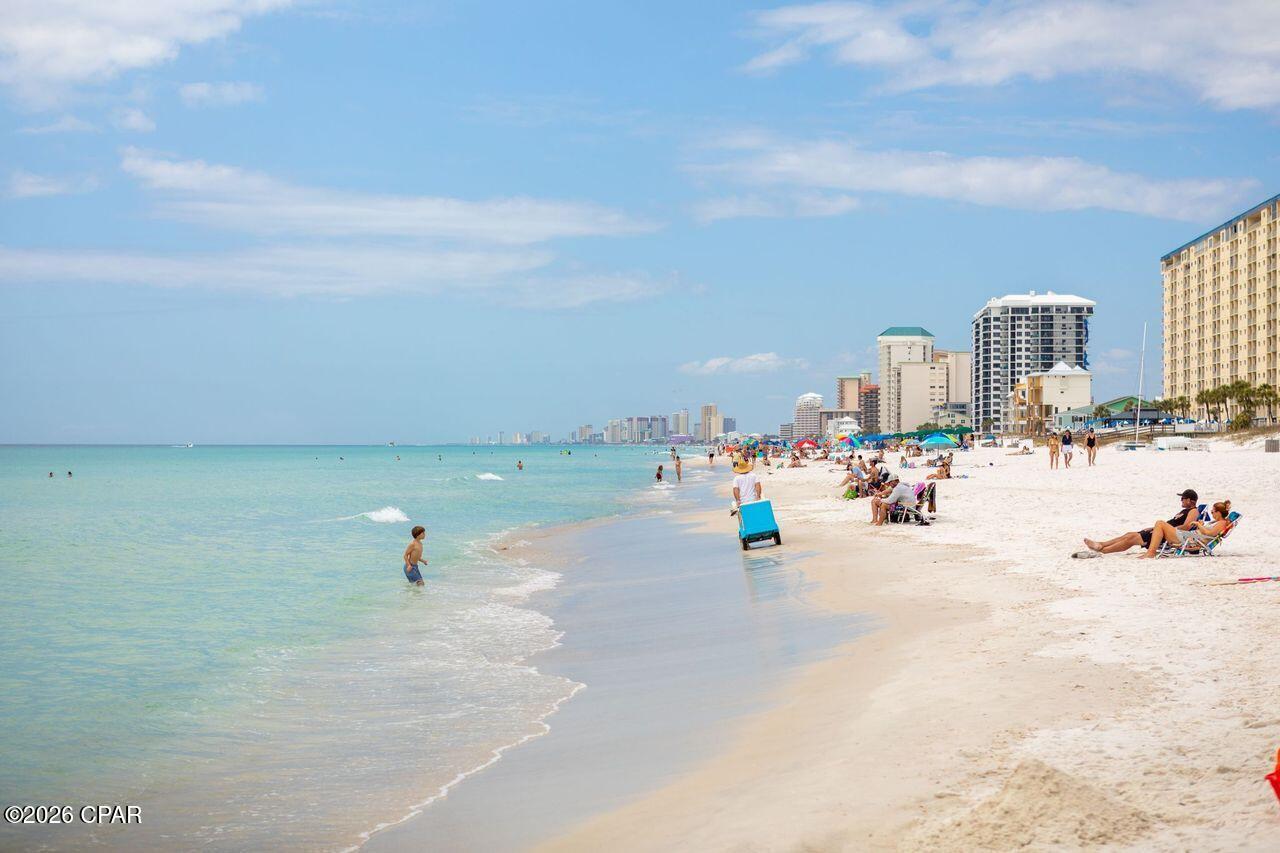 Image 23 For 5522 Thomas Drive