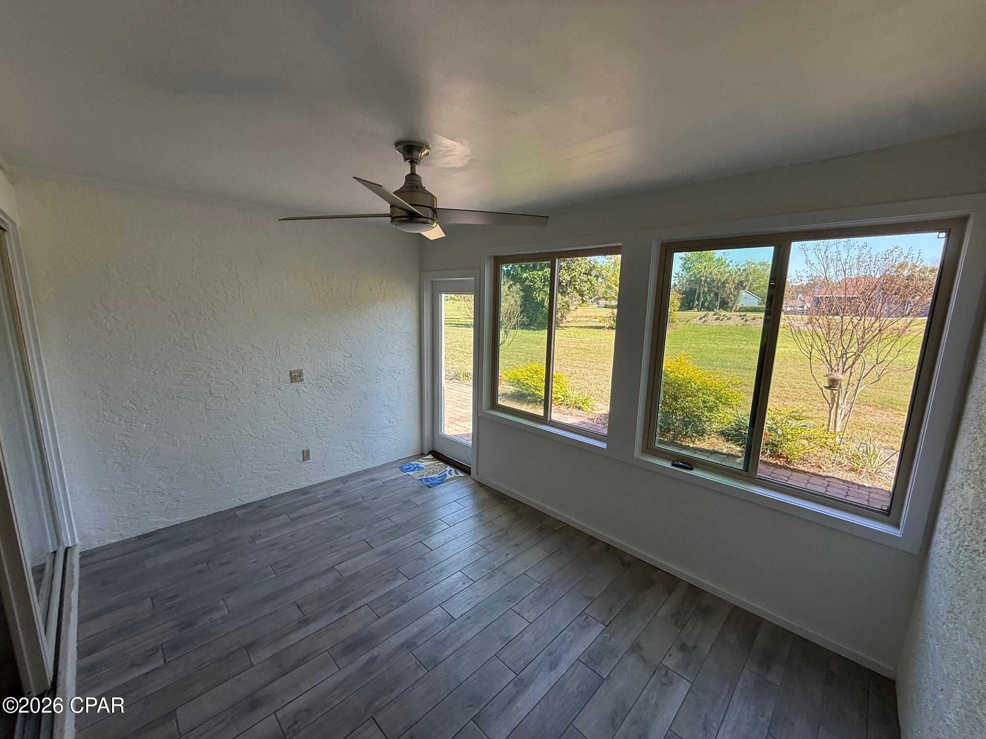 Image 18 For 4301 Bay Point Road 481