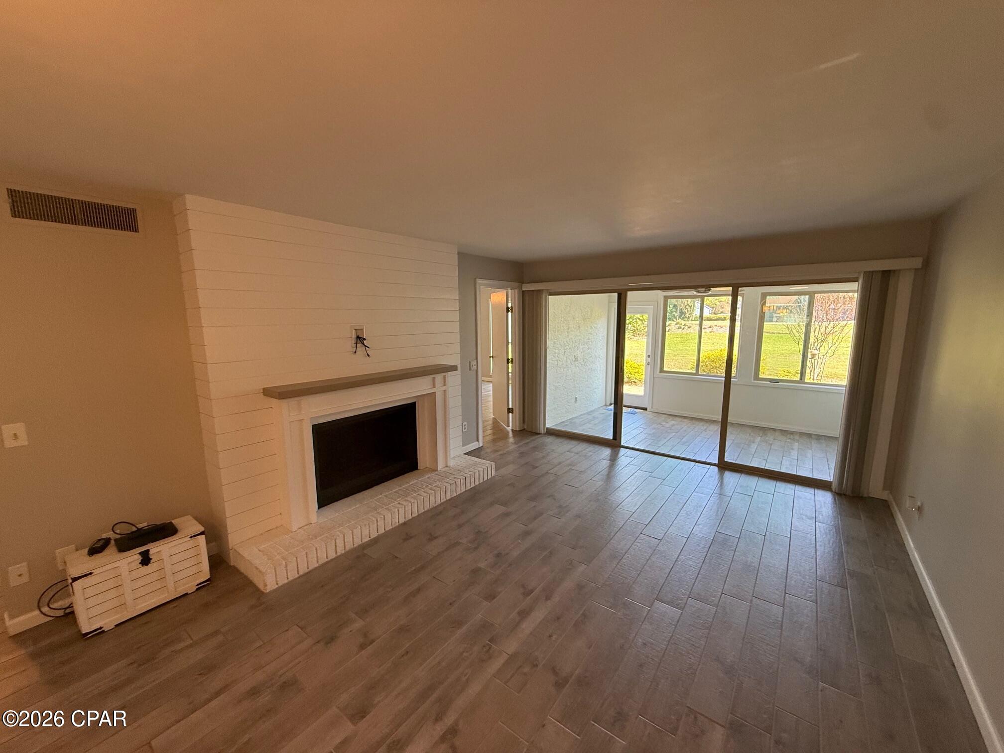 Image 6 For 4301 Bay Point Road 481