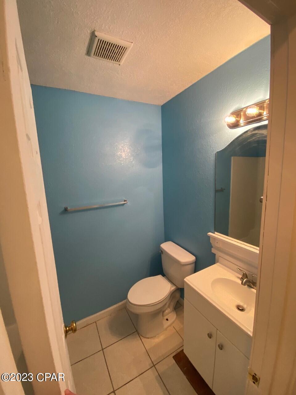 Image 6 For 8202 Eastwood Drive 3