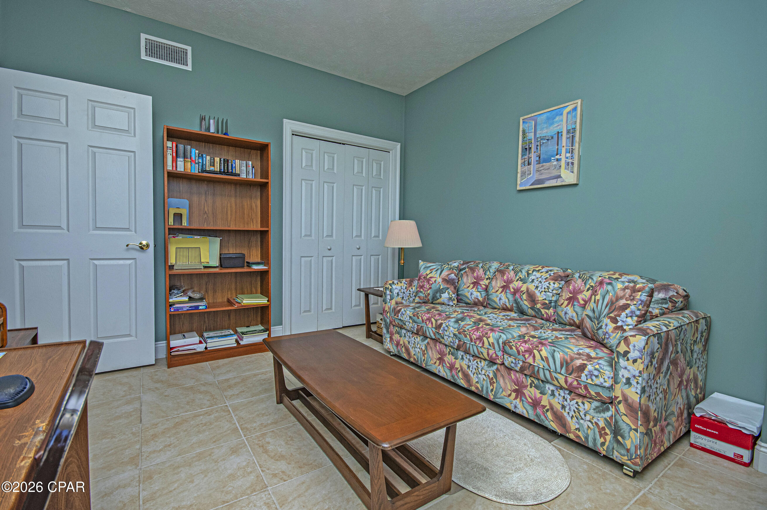 Listing photo id 25 for 5004 Thomas Drive 1212