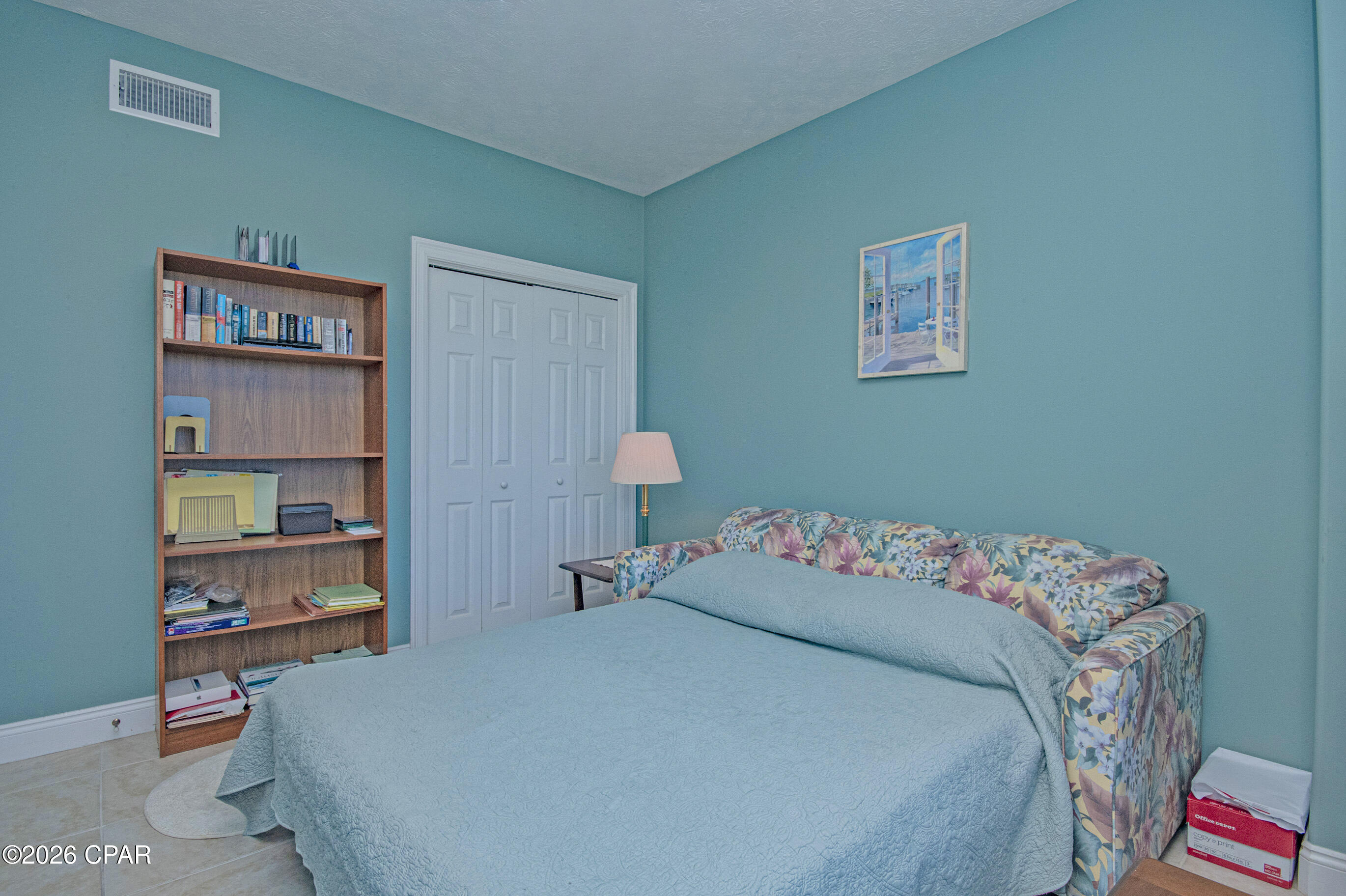 Listing photo id 26 for 5004 Thomas Drive 1212