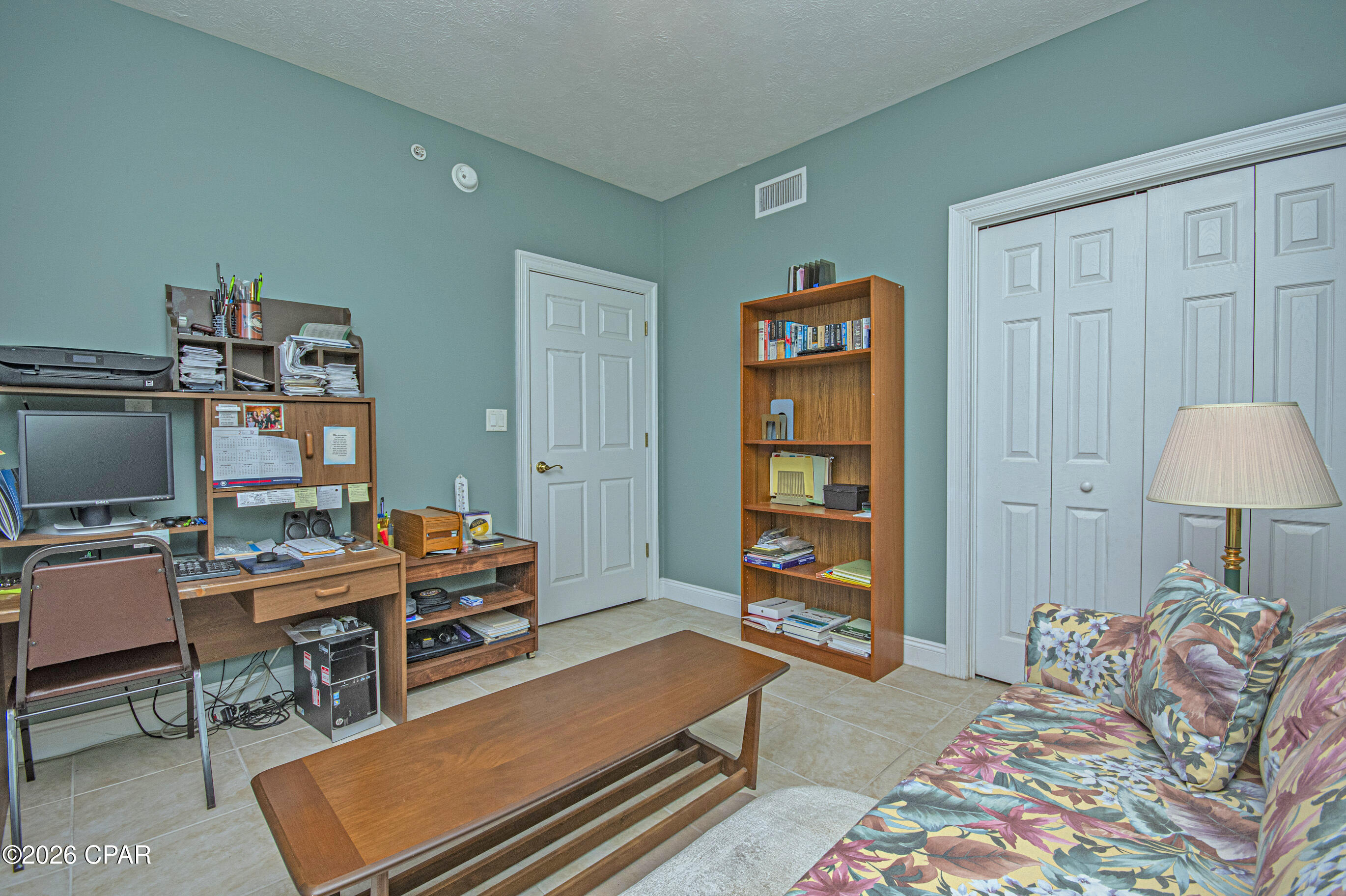 Listing photo id 28 for 5004 Thomas Drive 1212