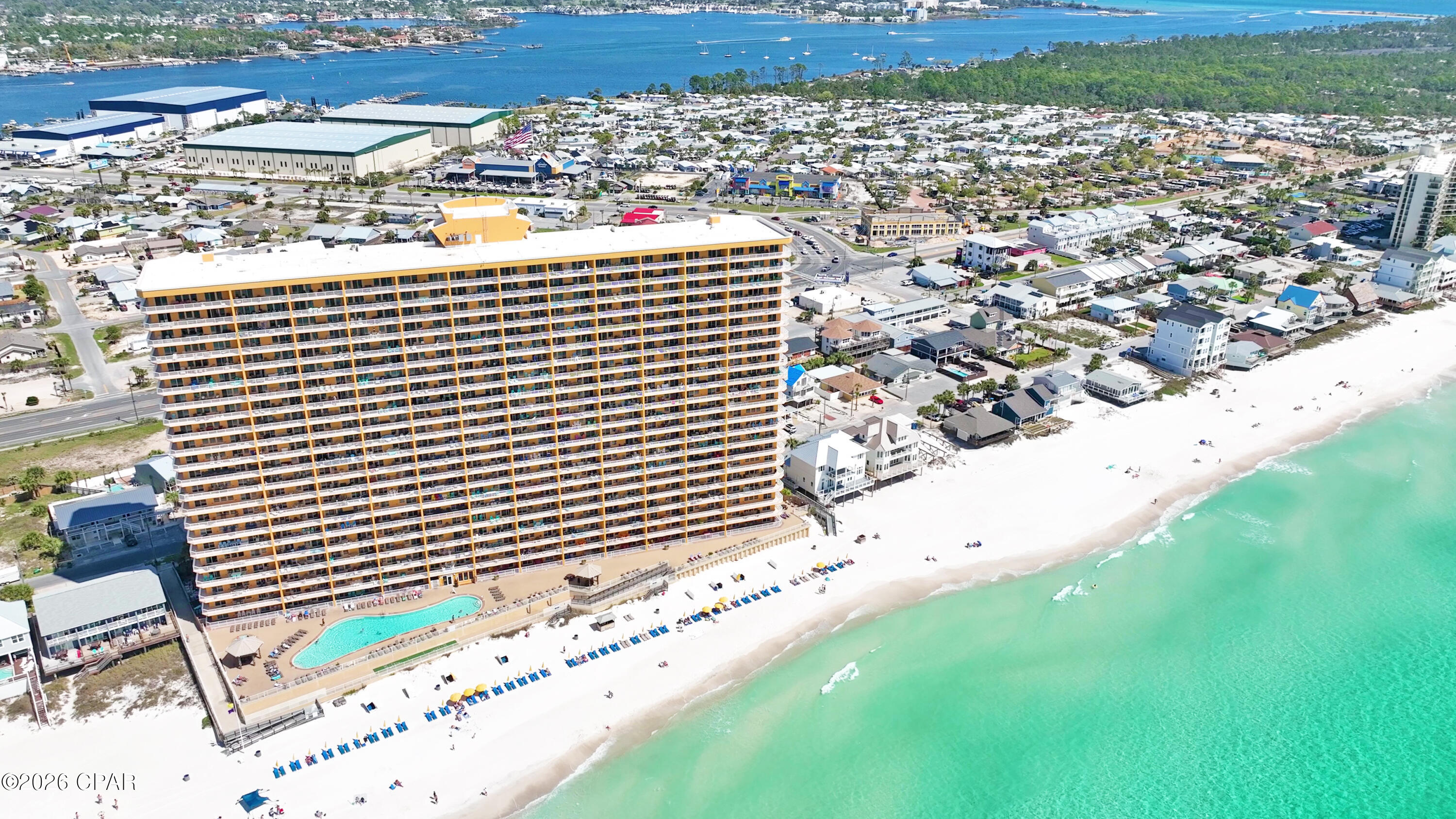 Listing photo id 47 for 5004 Thomas Drive 1212