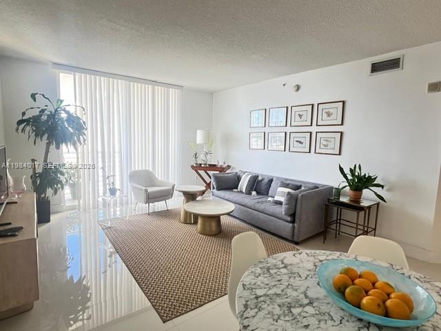 Venture At Aventura East