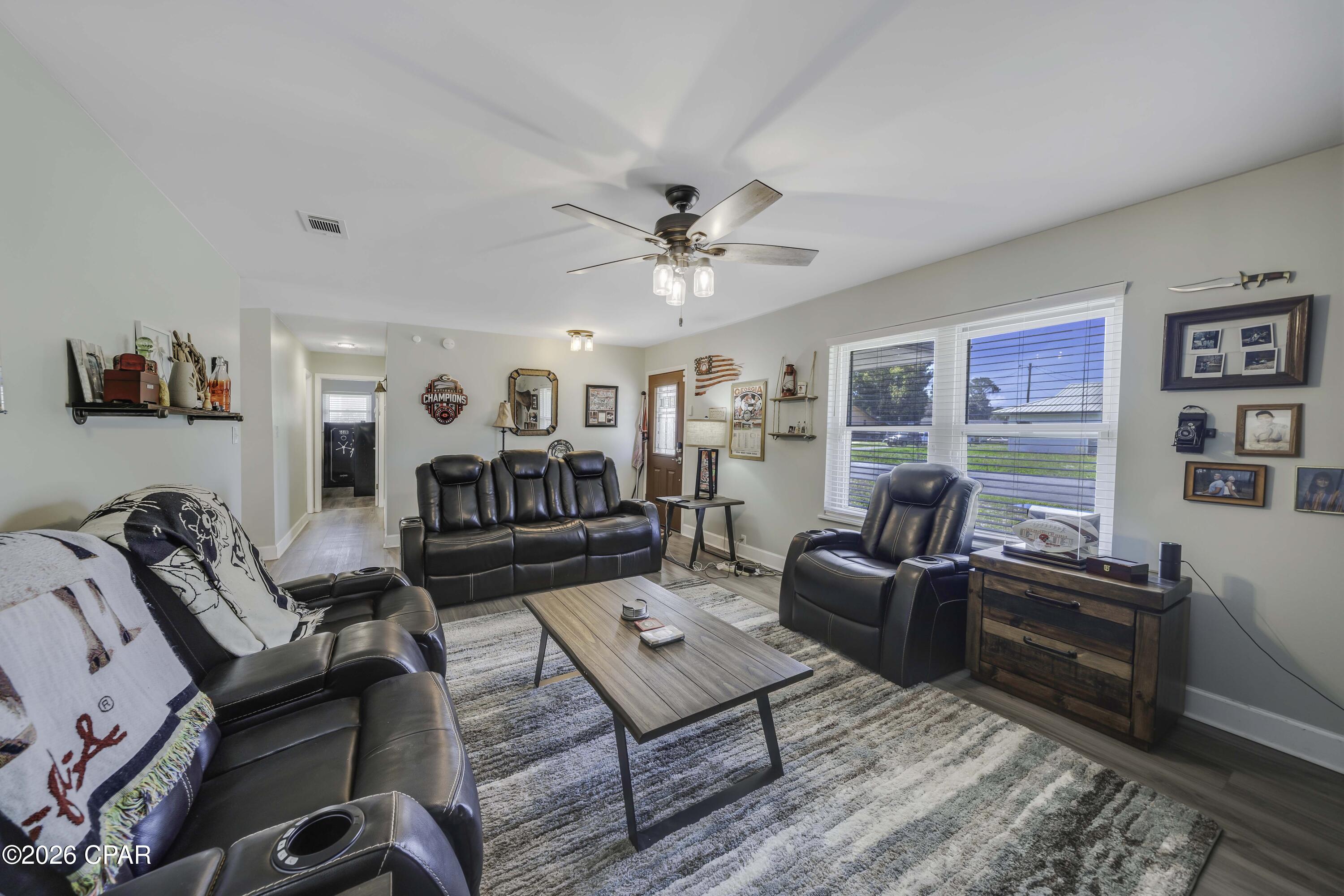 Image 2 For 300 Prudence Lane