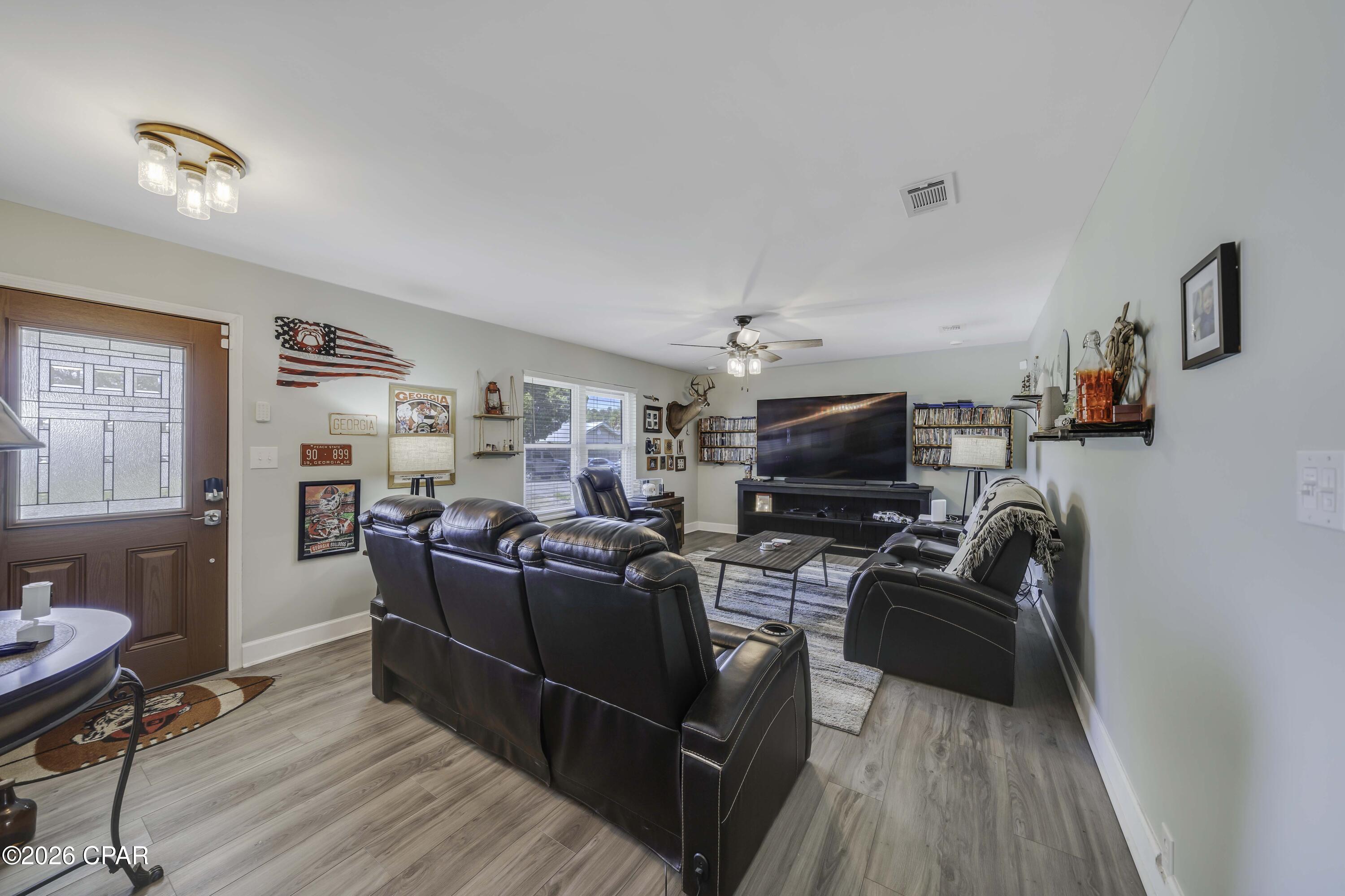 Image 5 For 300 Prudence Lane