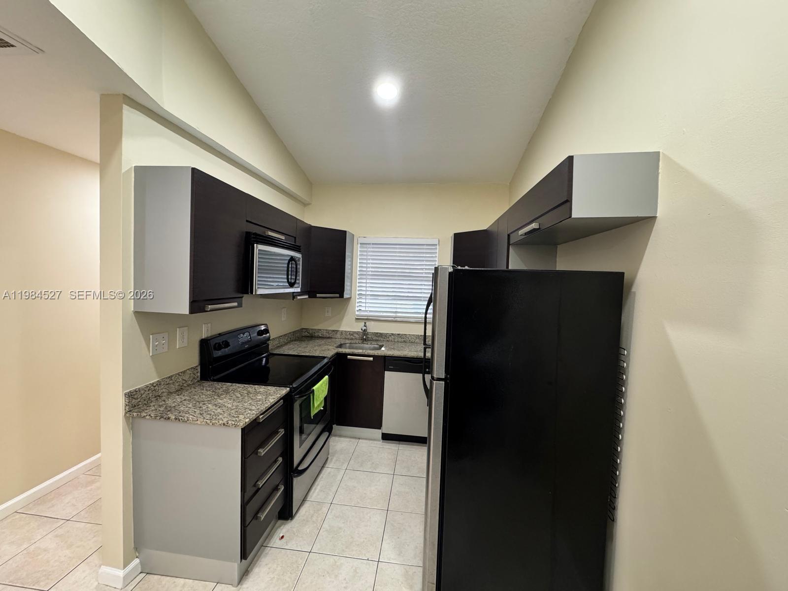 Property photo # 7