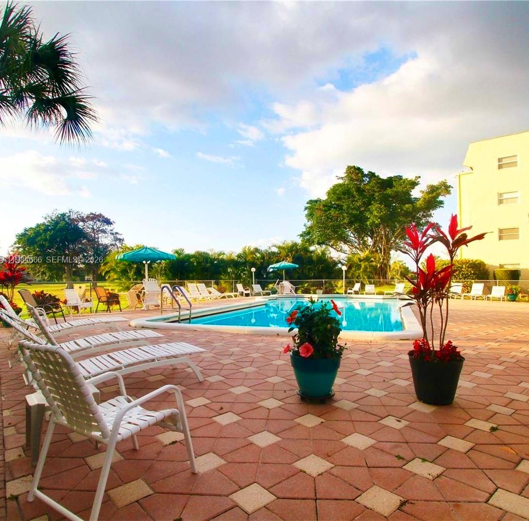 Oriole Golf & Tennis Club