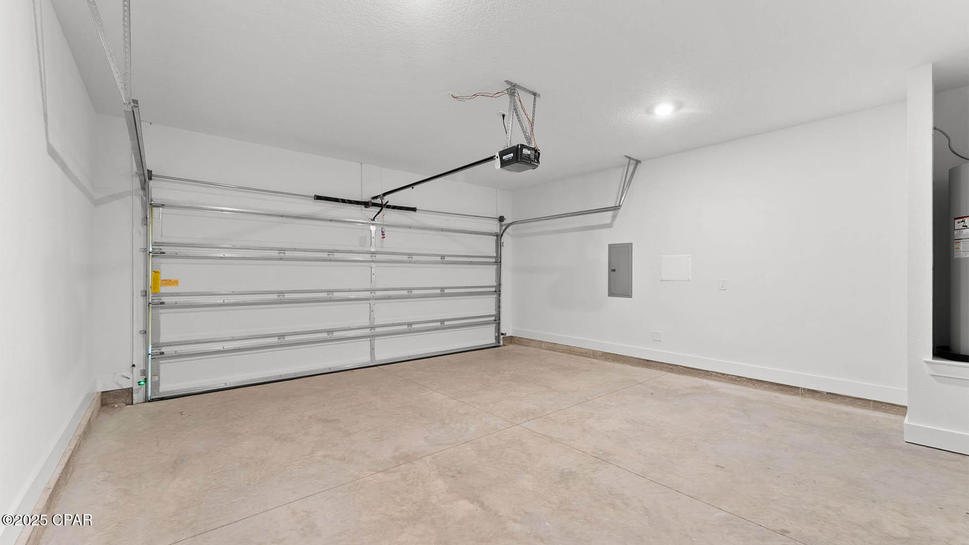 Image 28 For 414 Chateau Lane