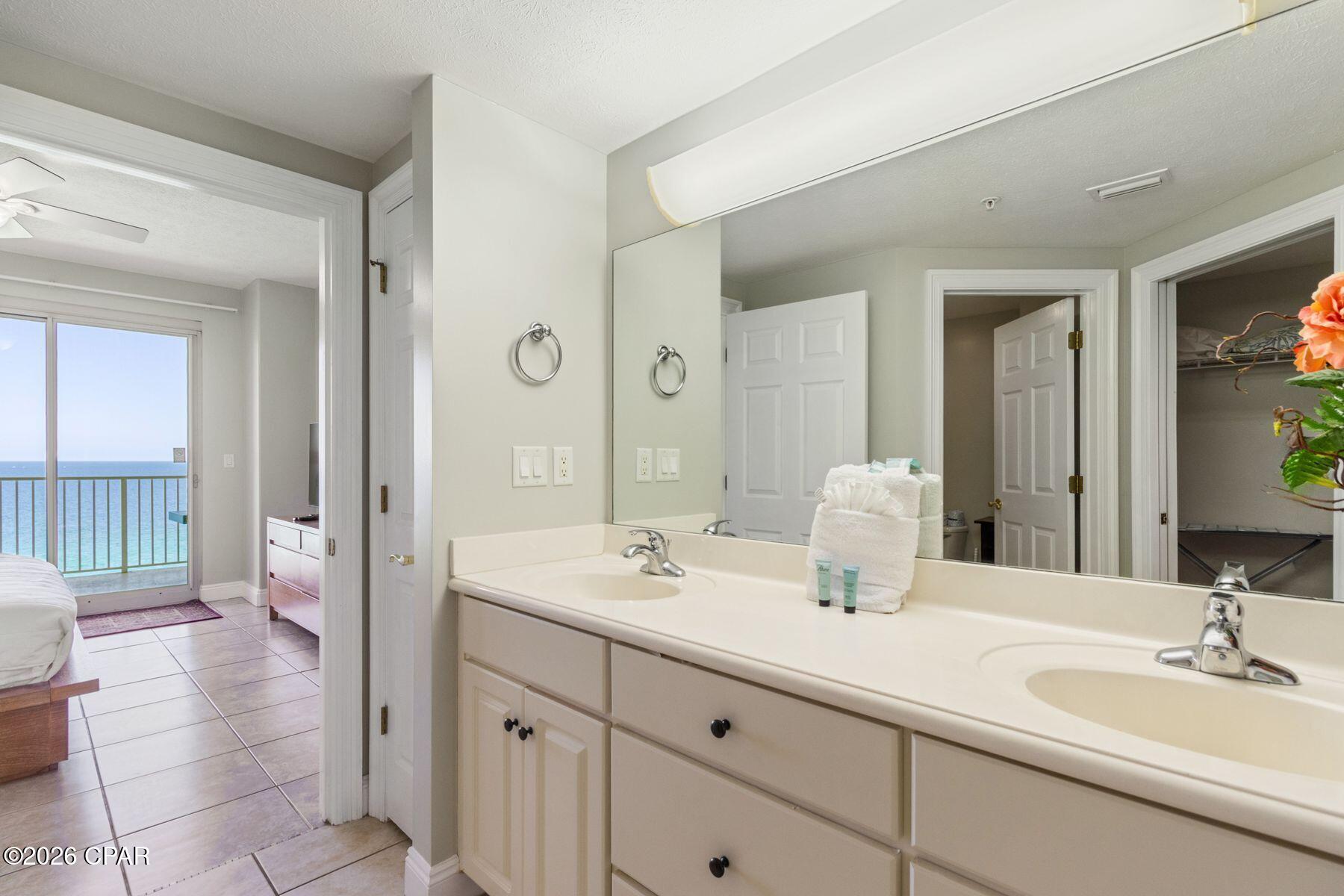 Image 14 For 5004 Thomas Drive 1102