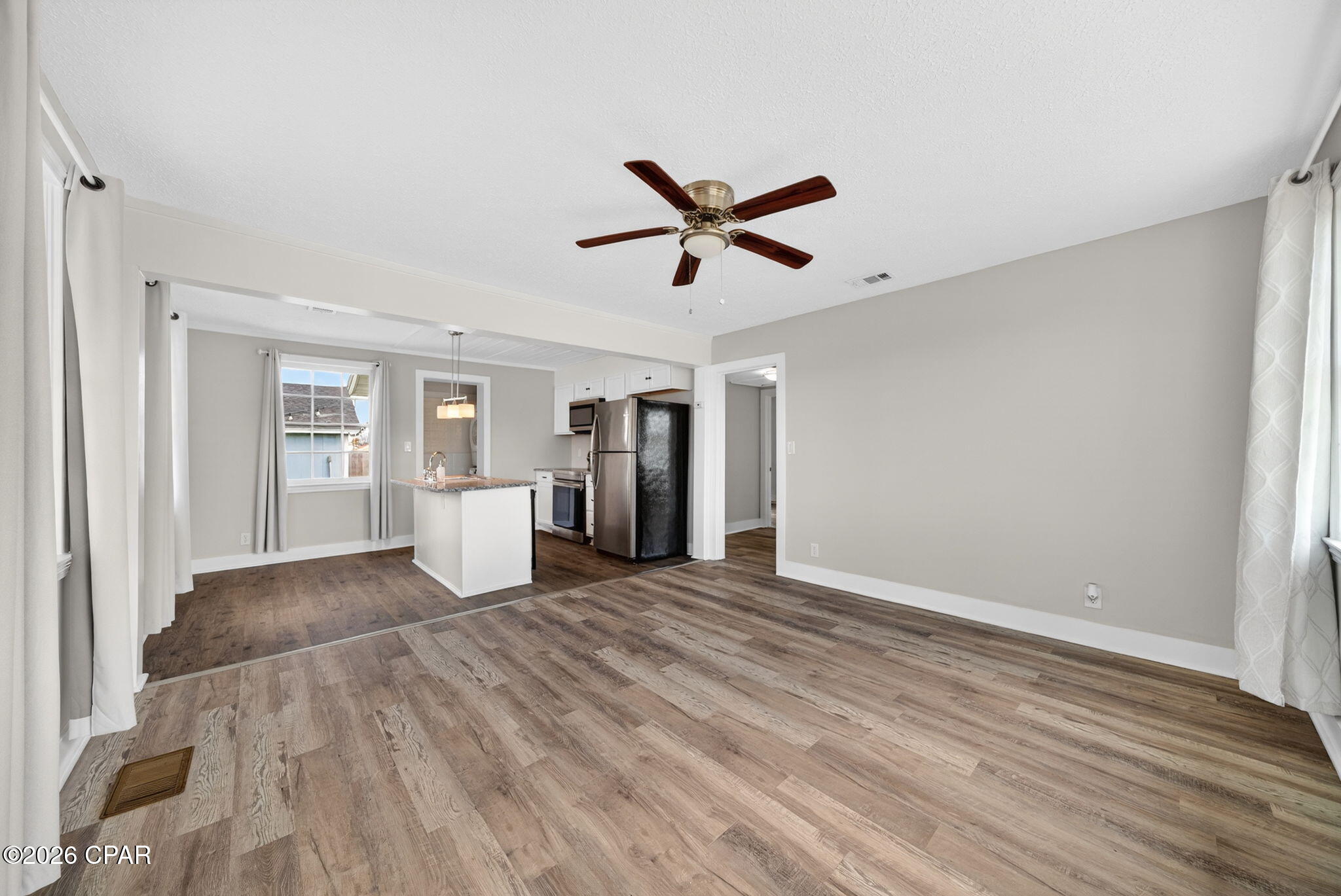 Image 4 For 1114 Mc Kenzie Avenue A